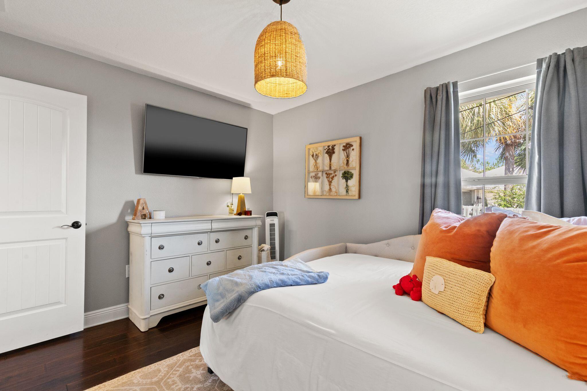 EAGLE BAY - Residential