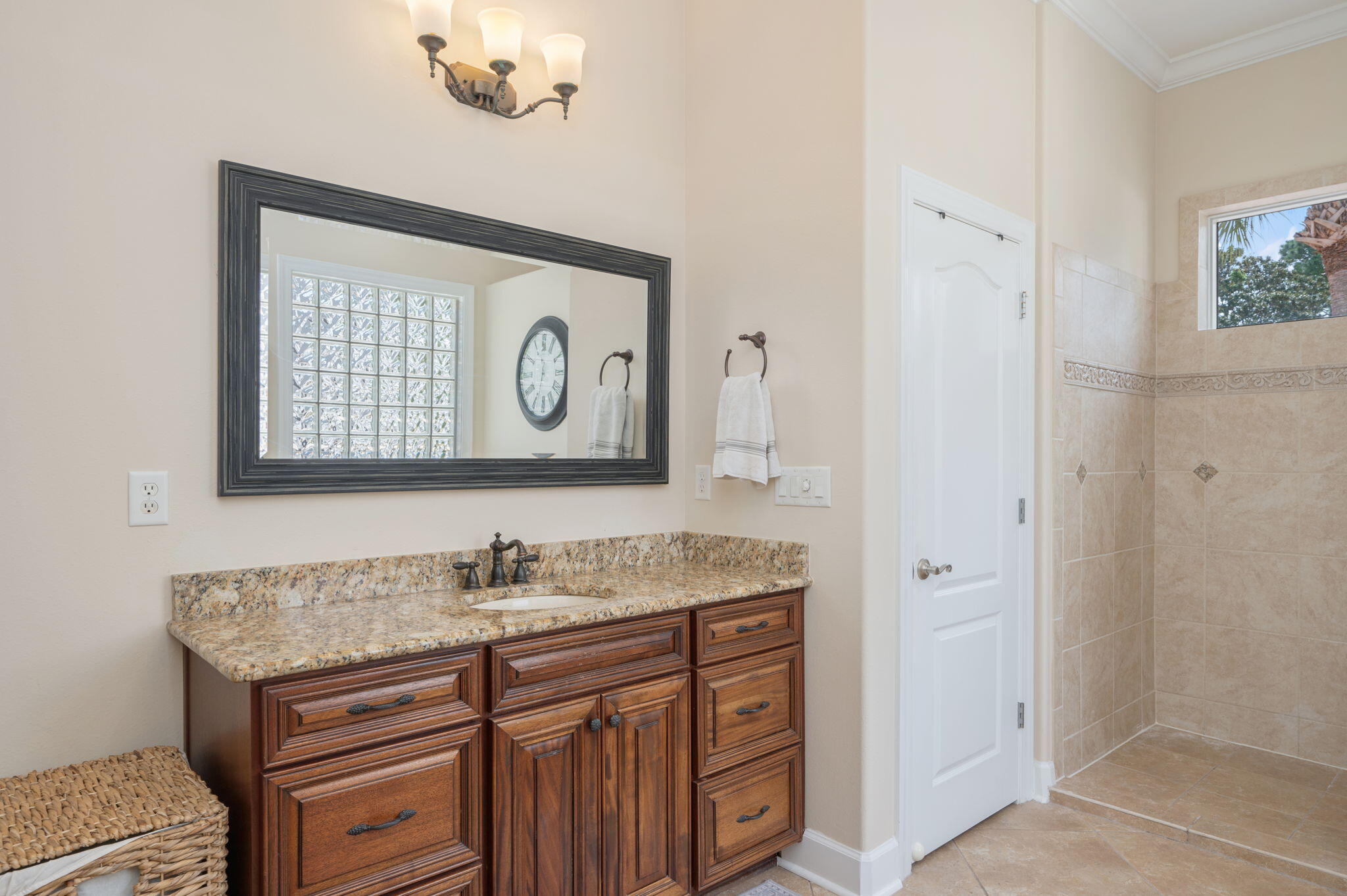 GLENLAKE PH 2 - Residential