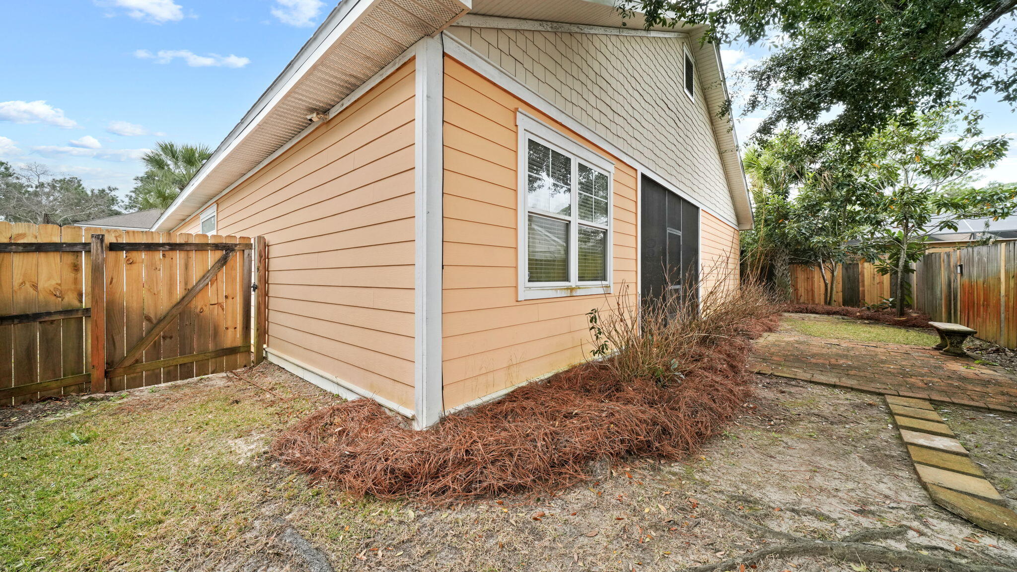 MACK BAYOU ESTATES - Residential