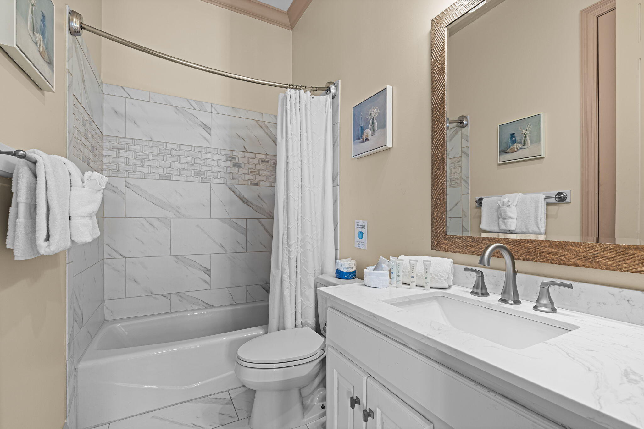 BAY POINT UNIT 1 - Residential Lease