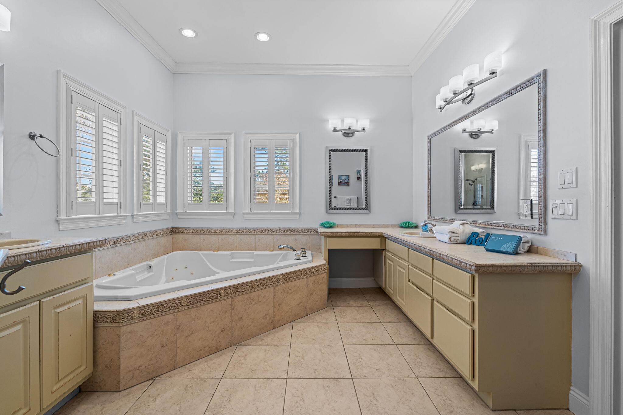 BAY POINT UNIT 1 - Residential Lease