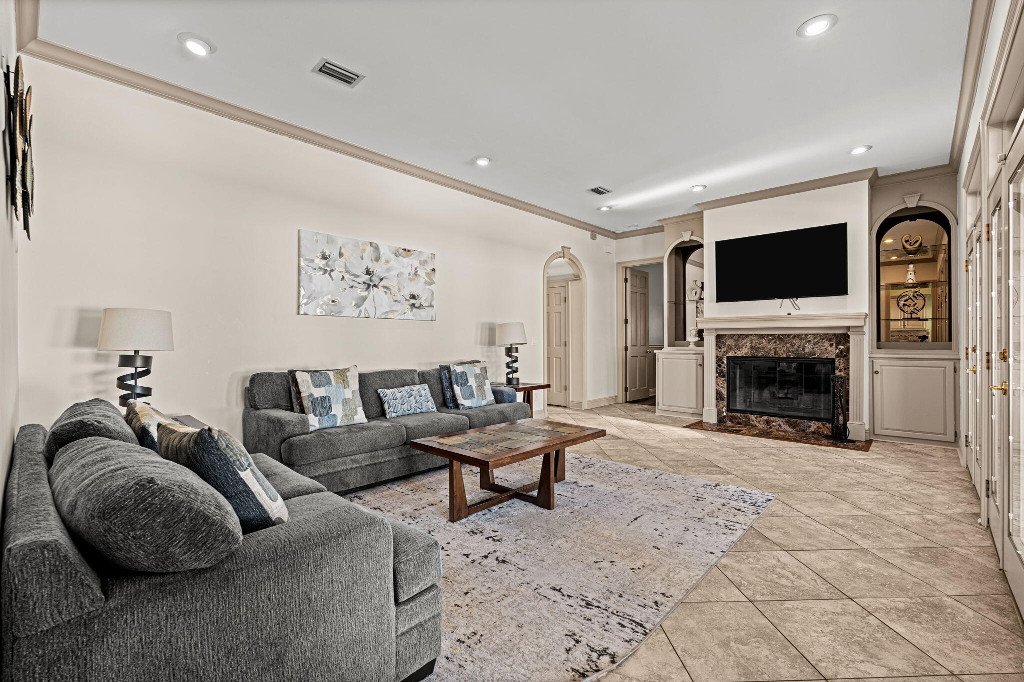 BAY POINT UNIT 1 - Residential Lease