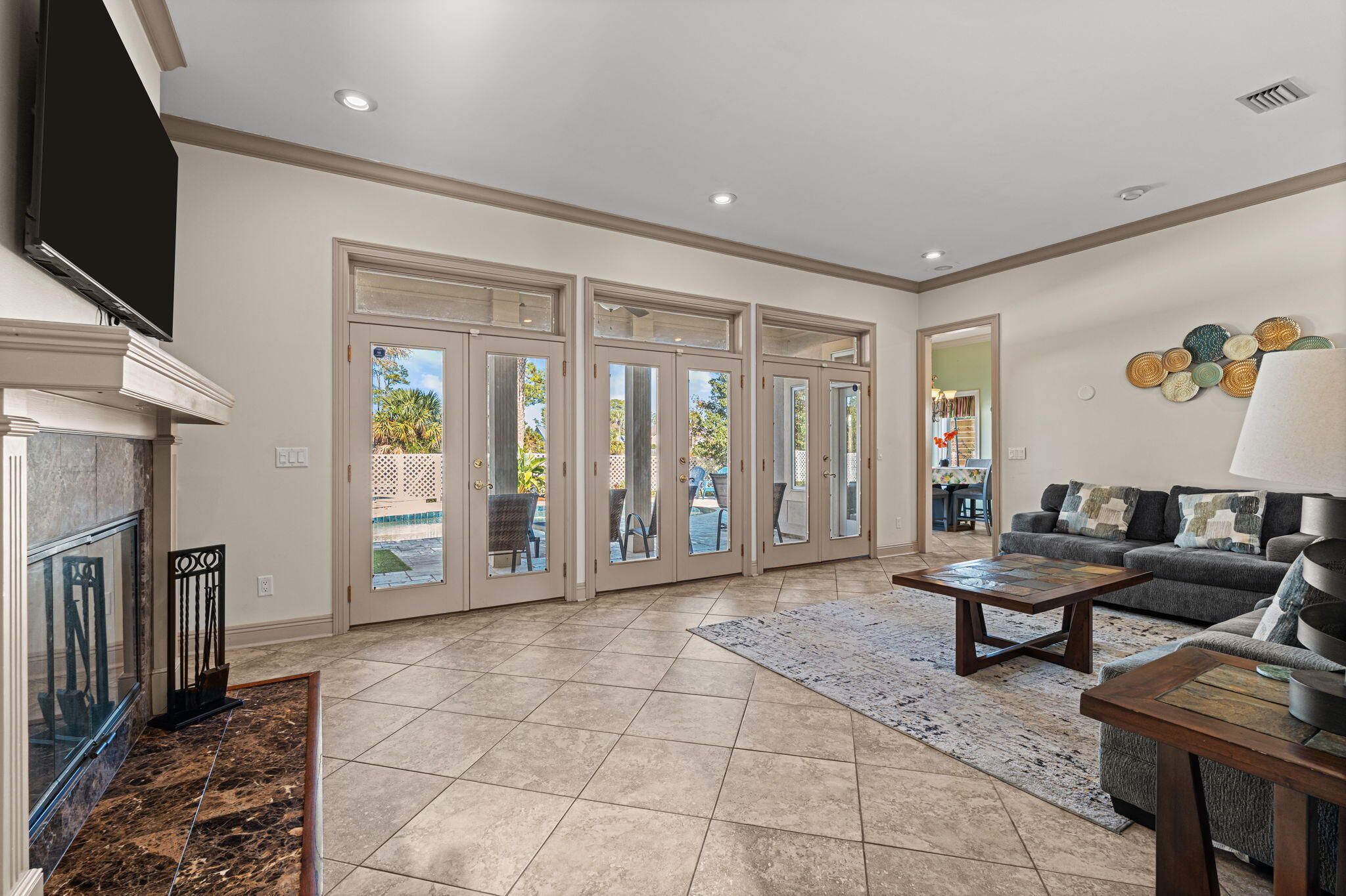 BAY POINT UNIT 1 - Residential Lease