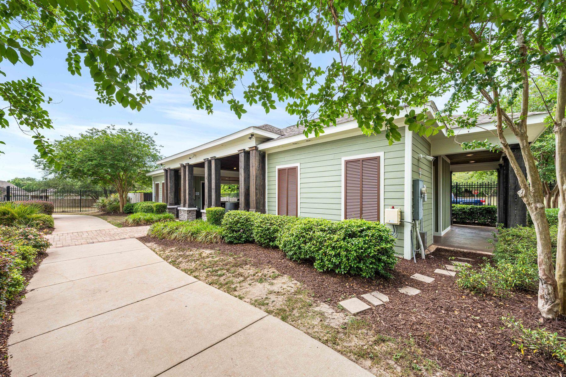 Redstone Commons - Residential