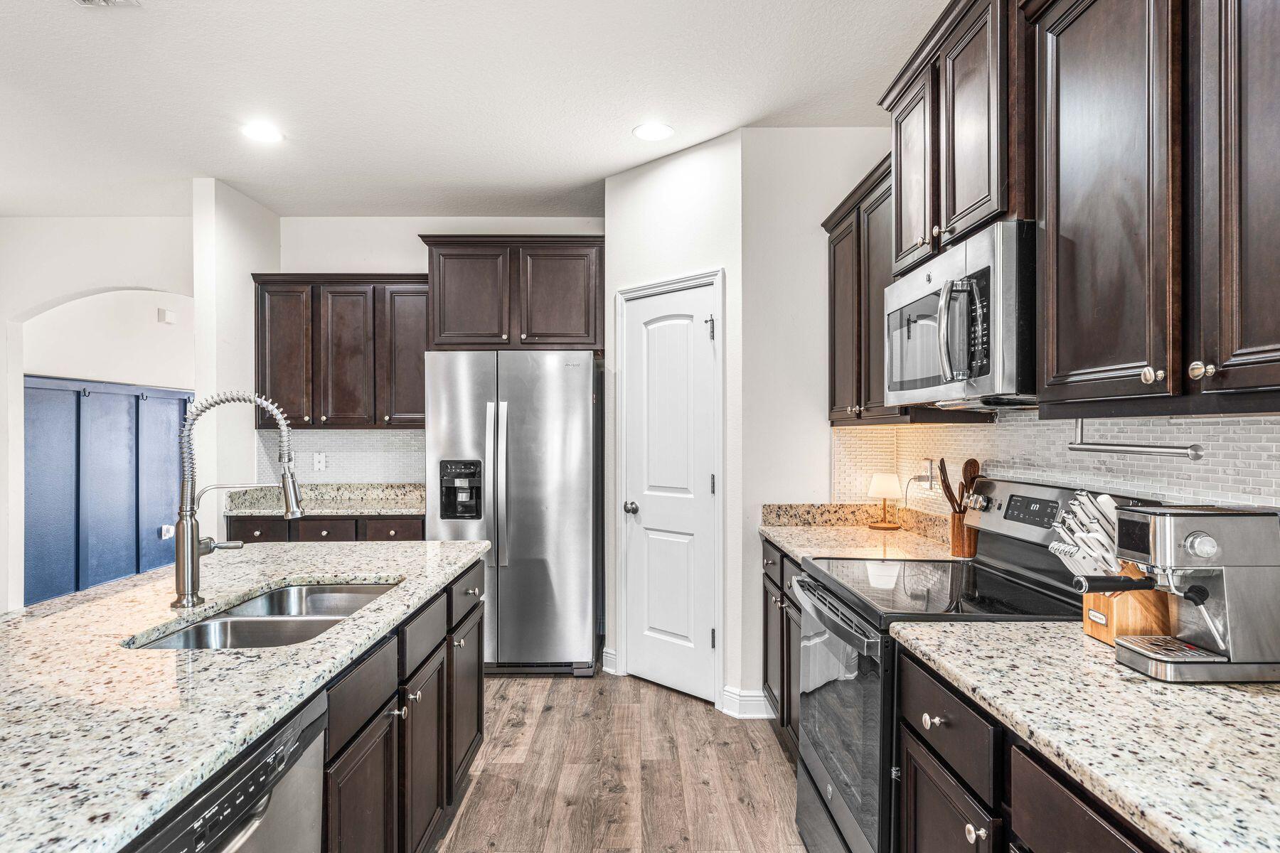 Redstone Commons - Residential