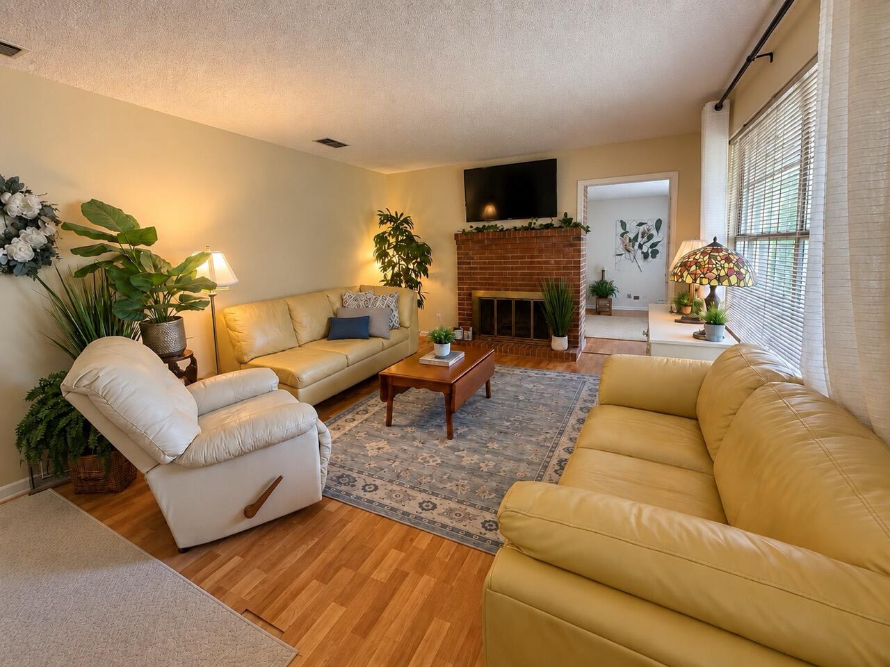 303 Pontevedra Lane
