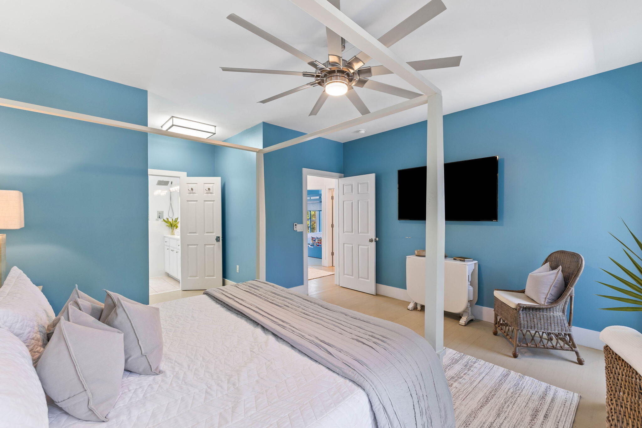 GULF SHORE MANOR - Residential