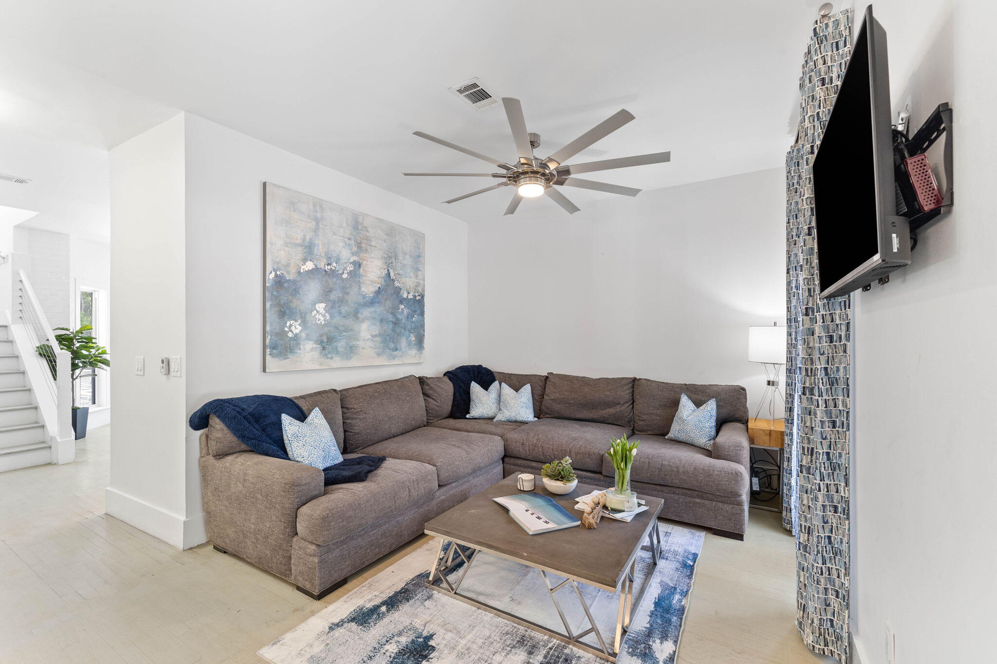 GULF SHORE MANOR - Residential