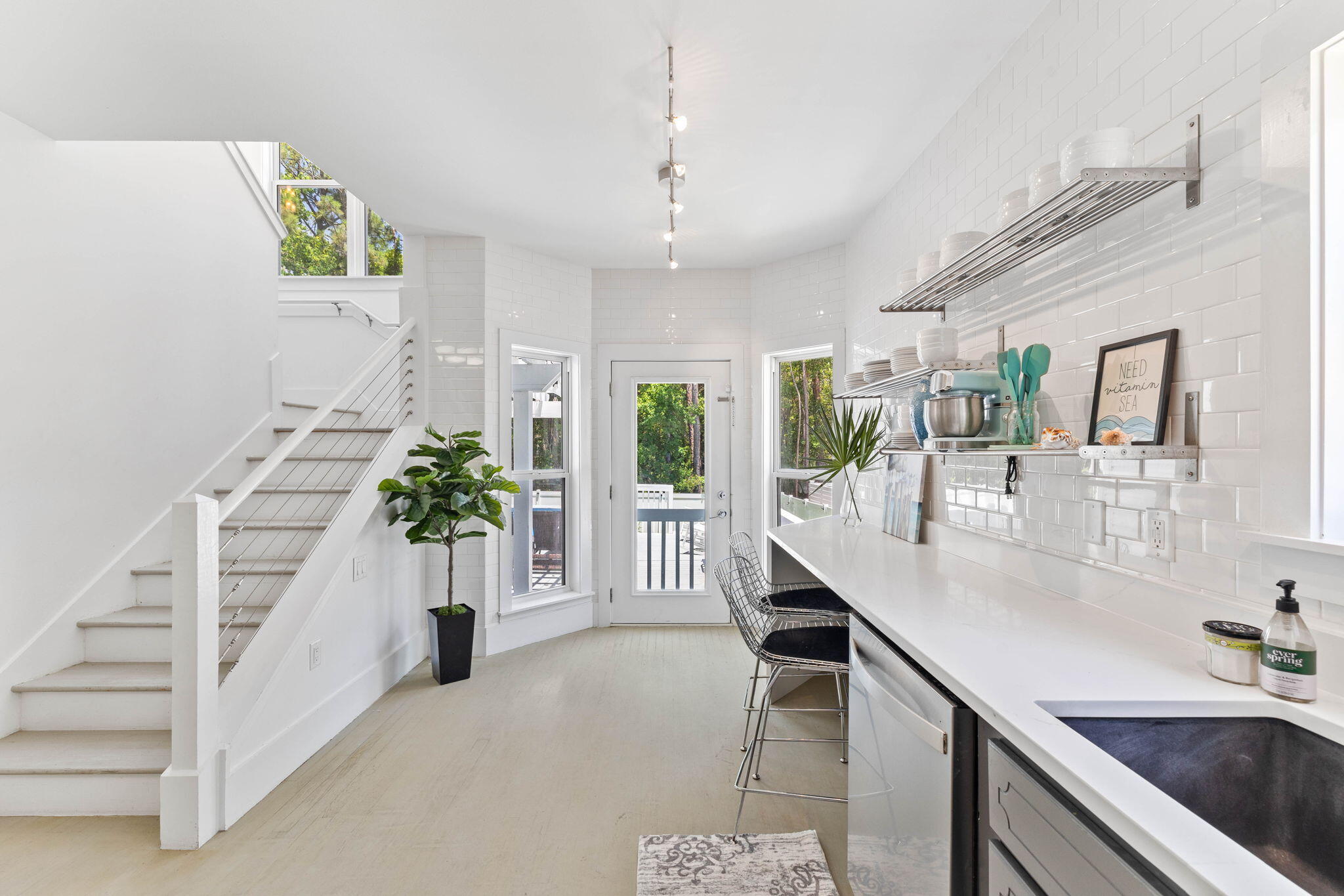 GULF SHORE MANOR - Residential