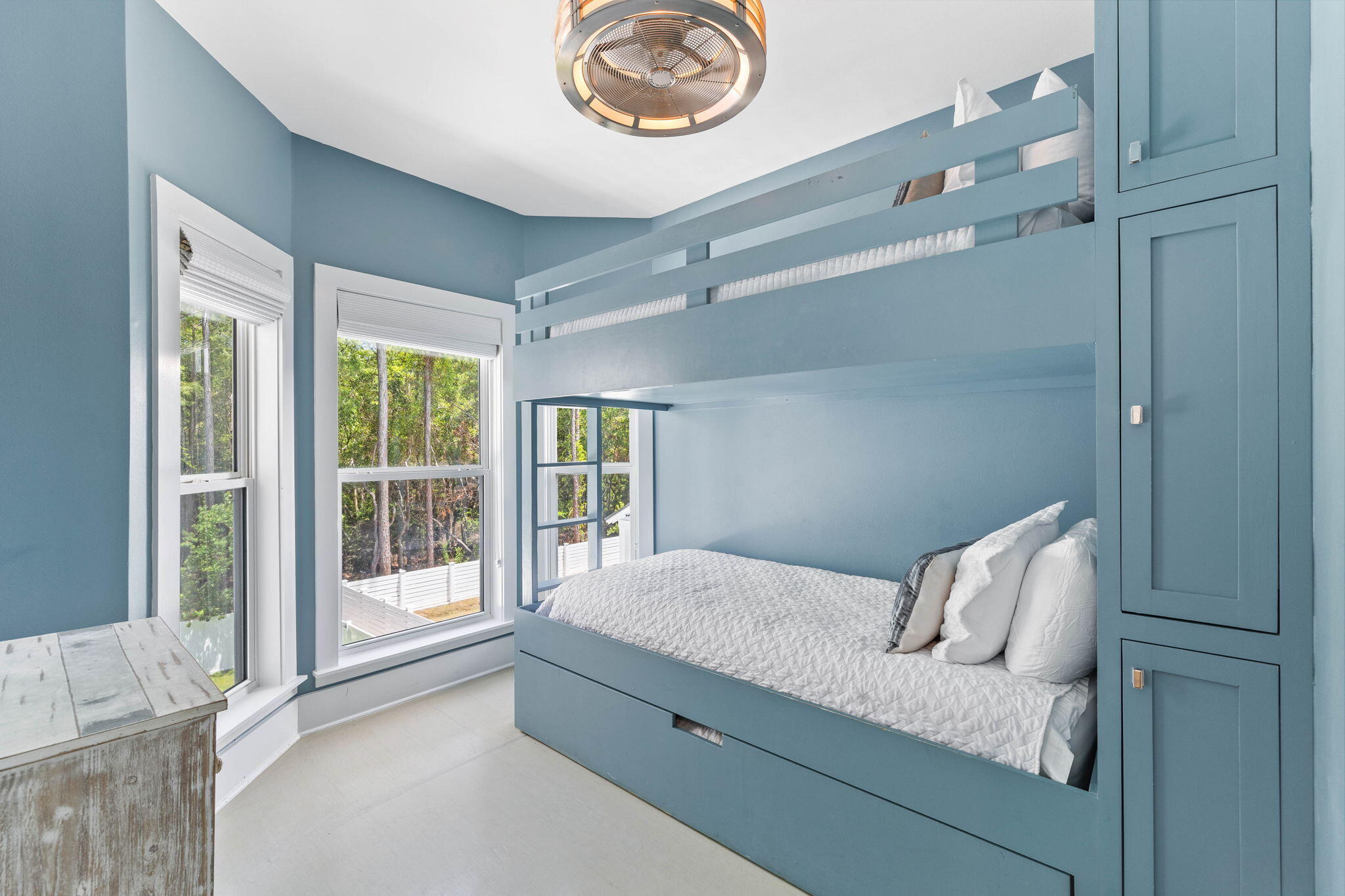 GULF SHORE MANOR - Residential