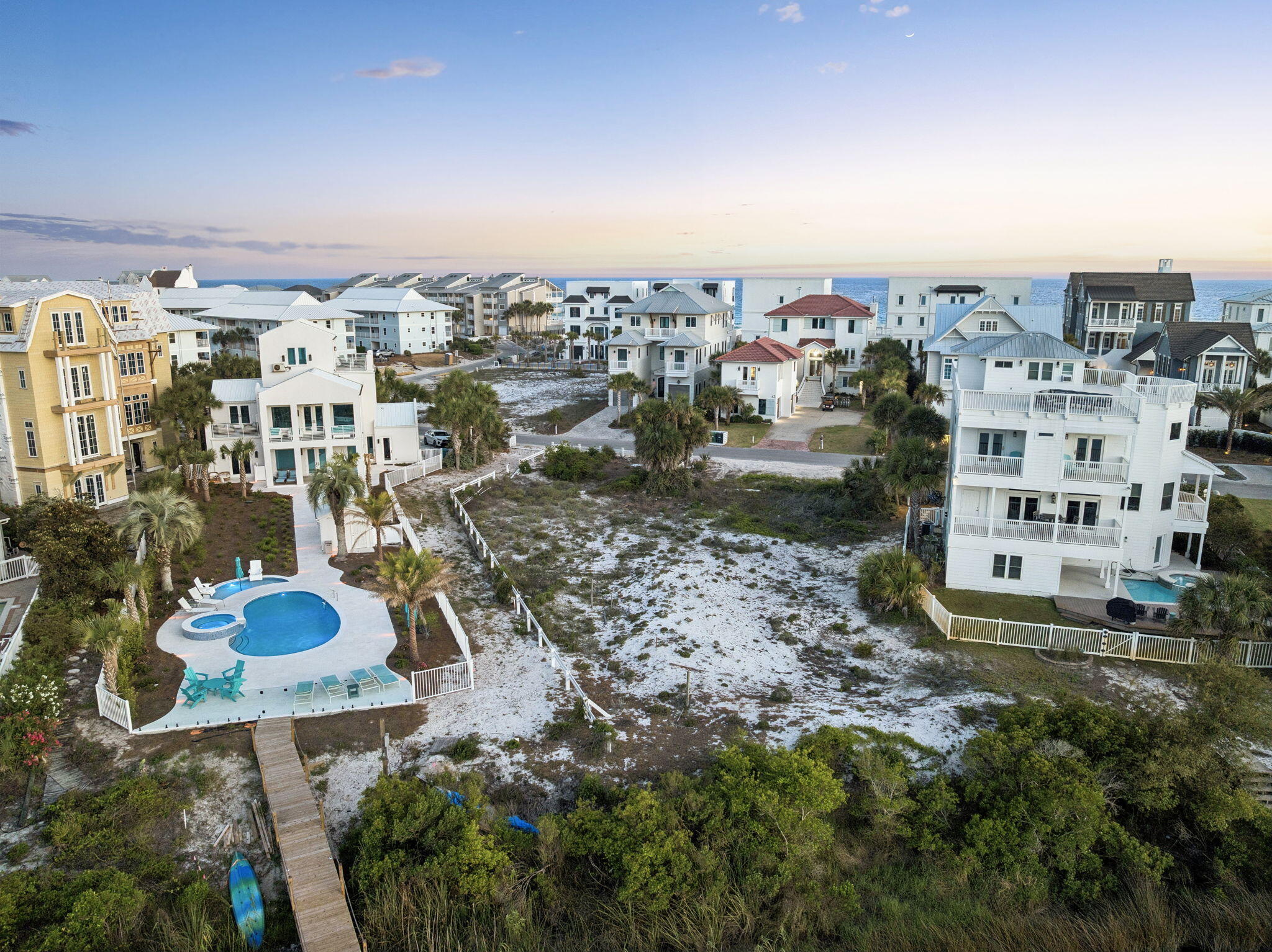 SUMMER DREAM PH 2 - Land