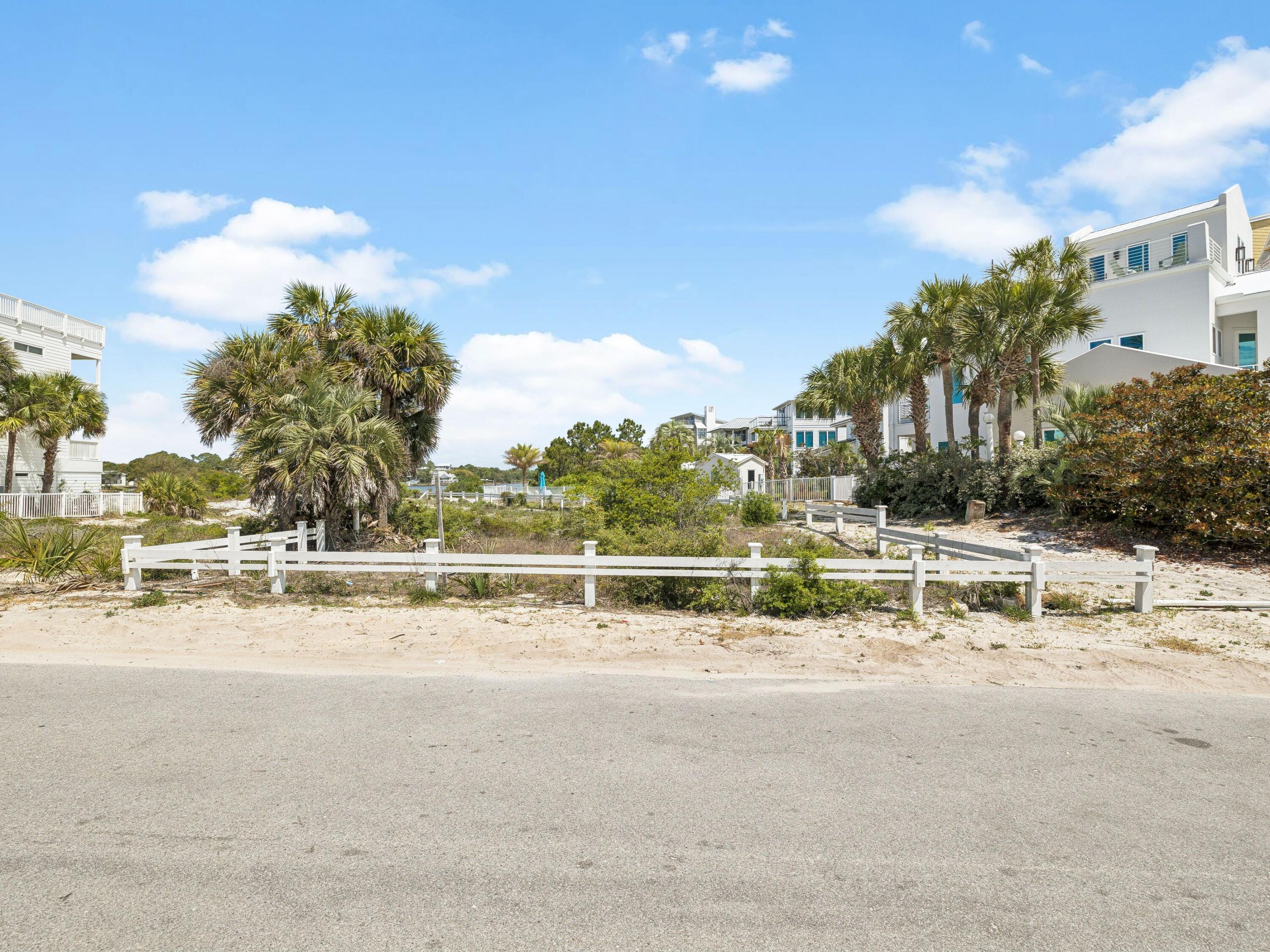 SUMMER DREAM PH 2 - Land