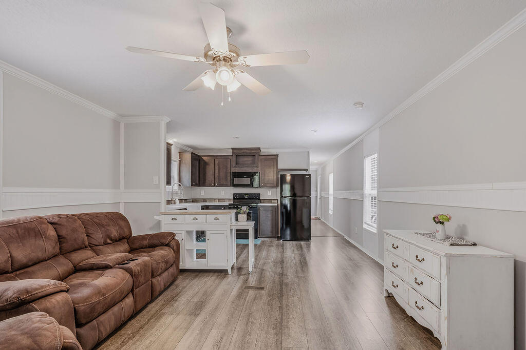OAKWOOD HILLS UNIT 2 - Residential