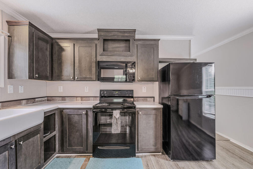 OAKWOOD HILLS UNIT 2 - Residential
