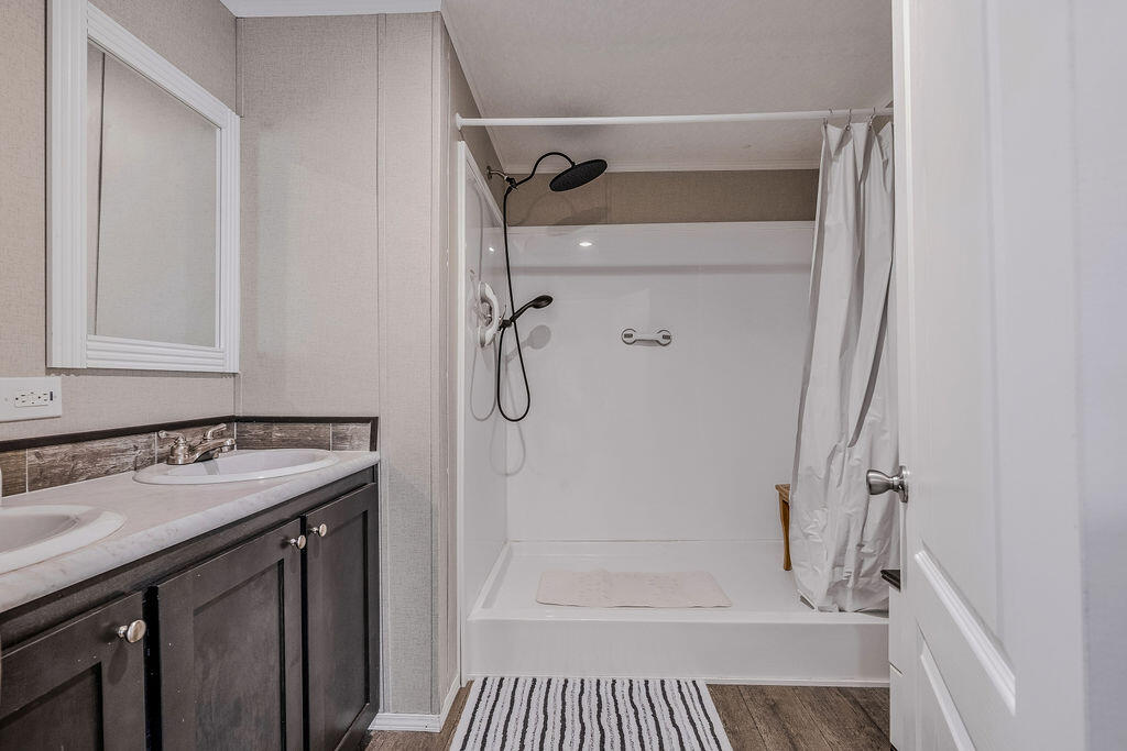 OAKWOOD HILLS UNIT 2 - Residential