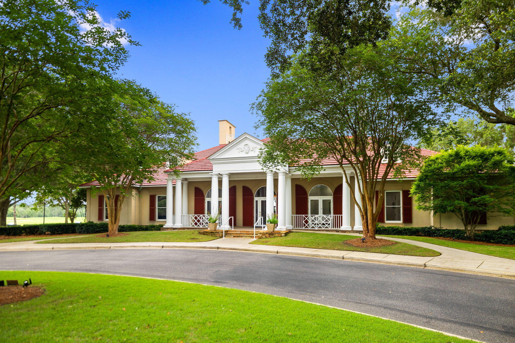 KELLY PLANTATION - Residential
