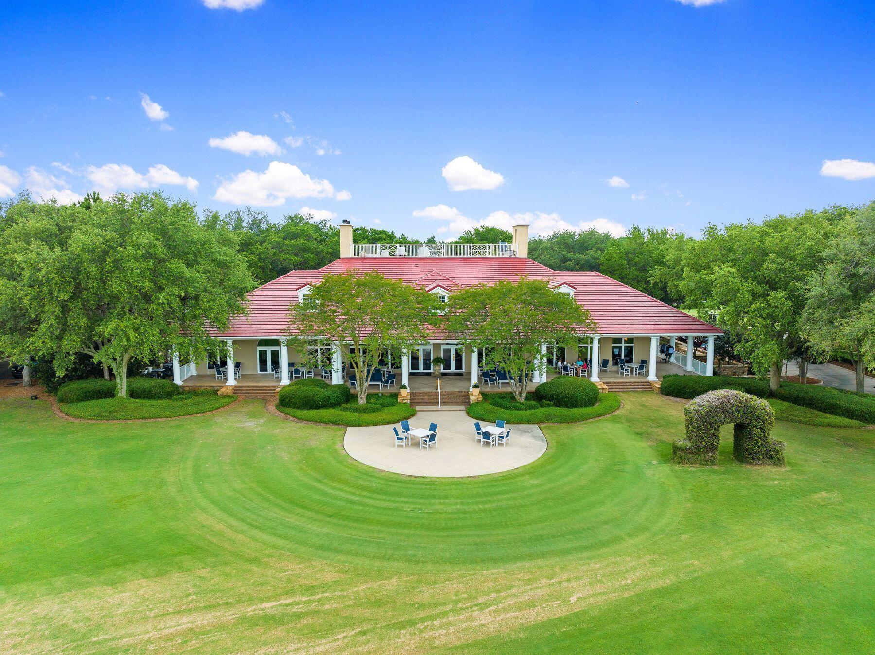 KELLY PLANTATION - Residential