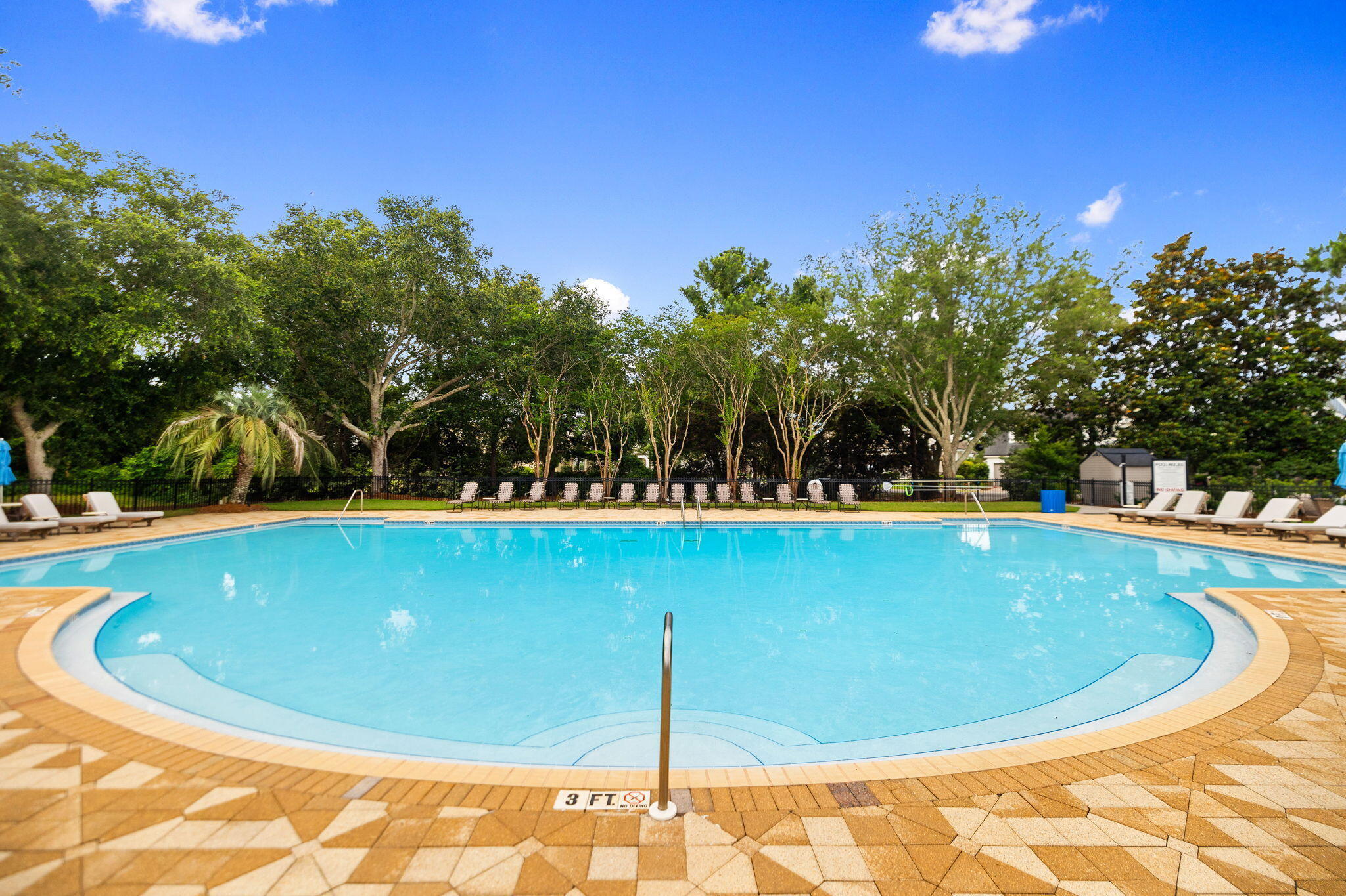 KELLY PLANTATION - Residential