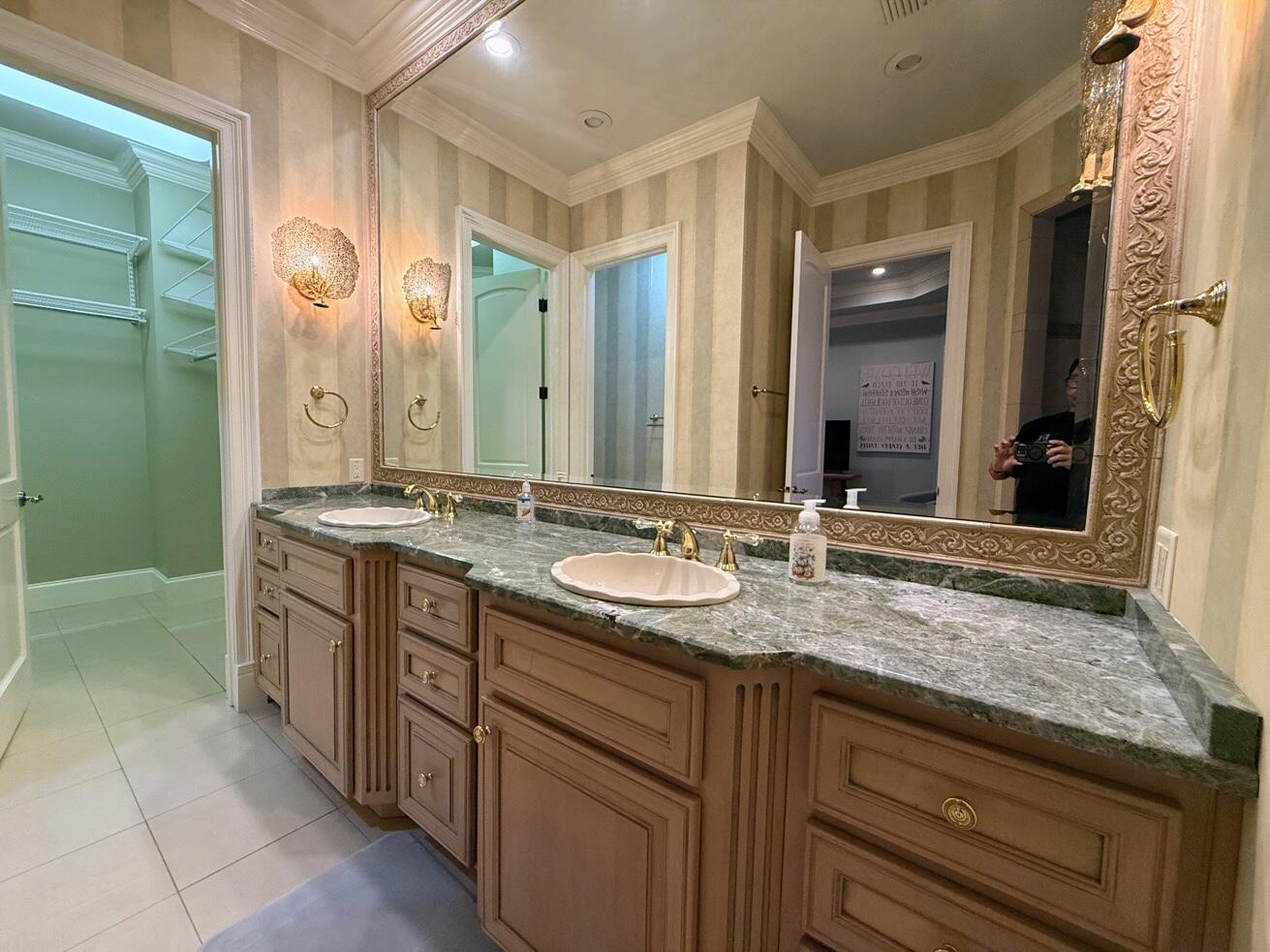 KELLY PLANTATION - Residential