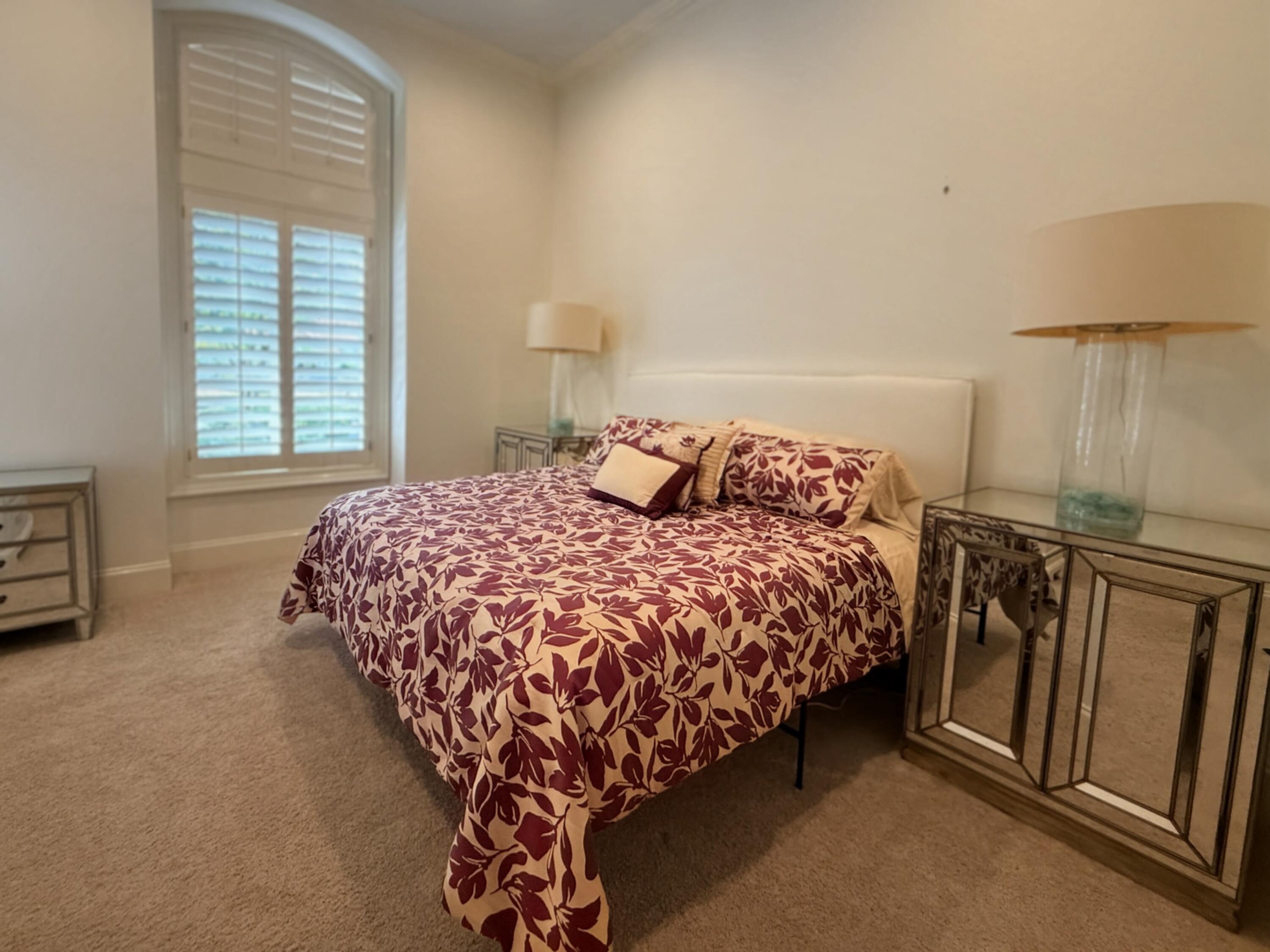 KELLY PLANTATION - Residential