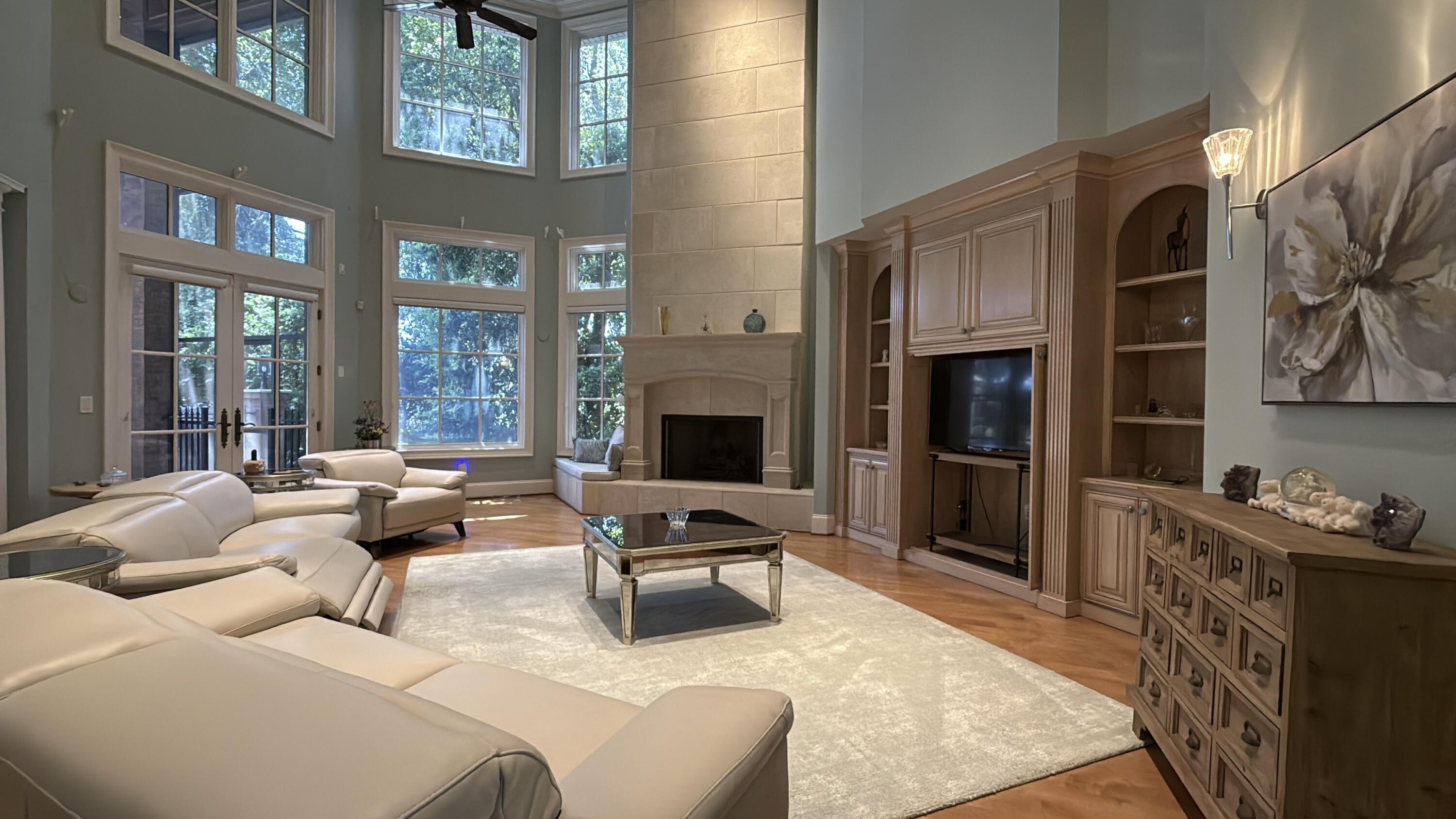 KELLY PLANTATION - Residential