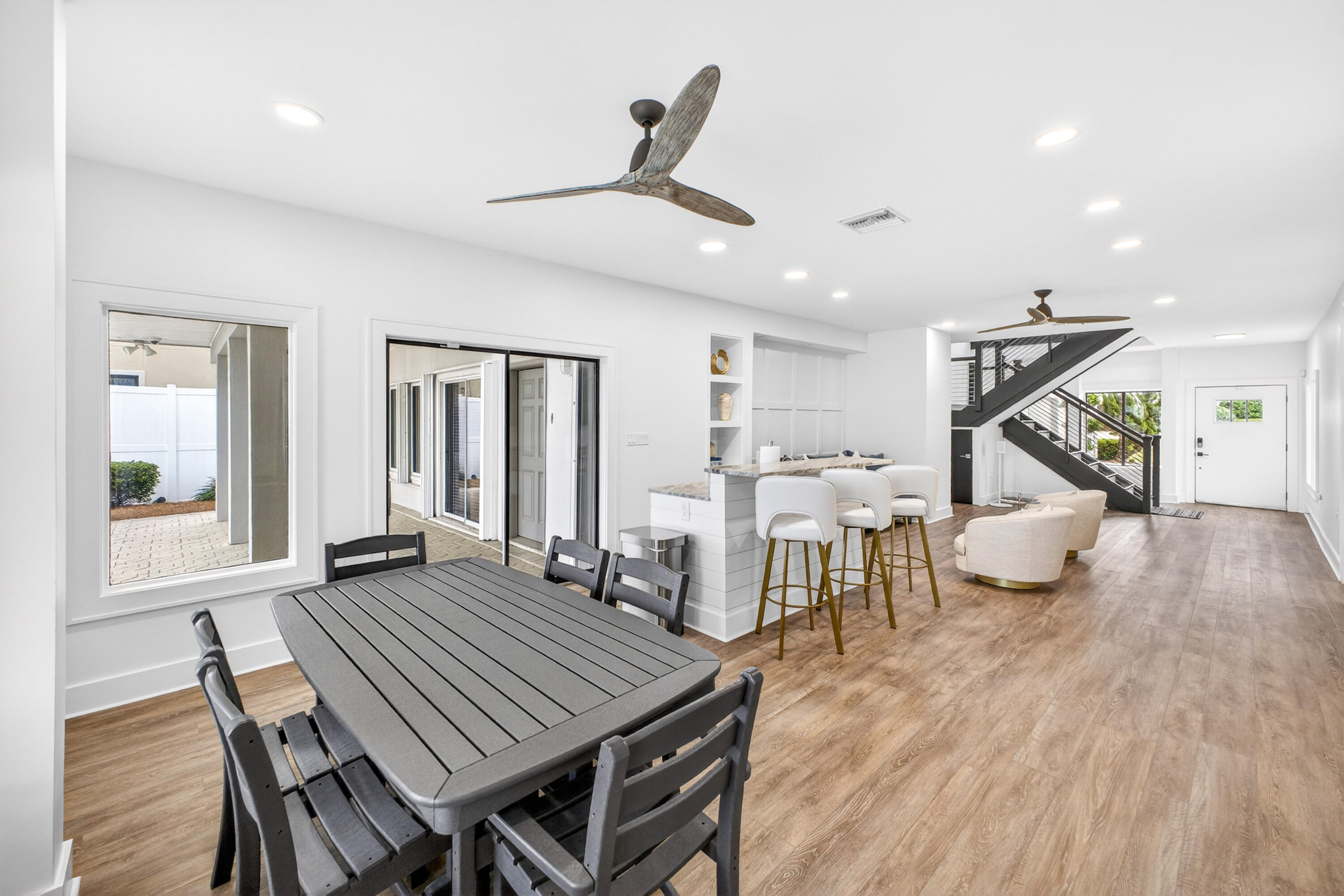 HOLIDAY ISLE - Residential