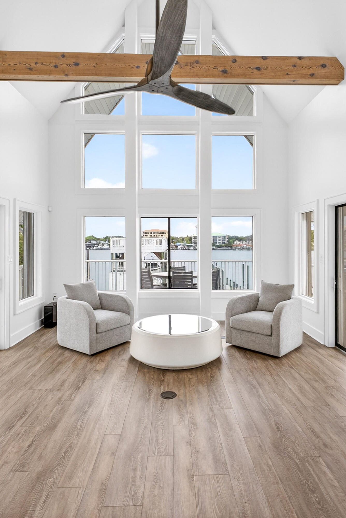 HOLIDAY ISLE - Residential