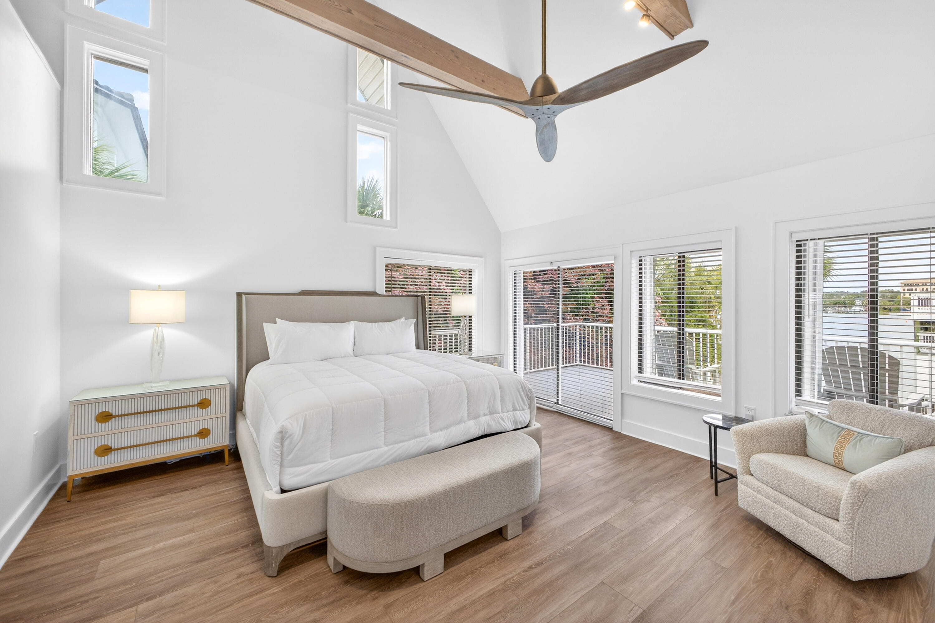 HOLIDAY ISLE - Residential