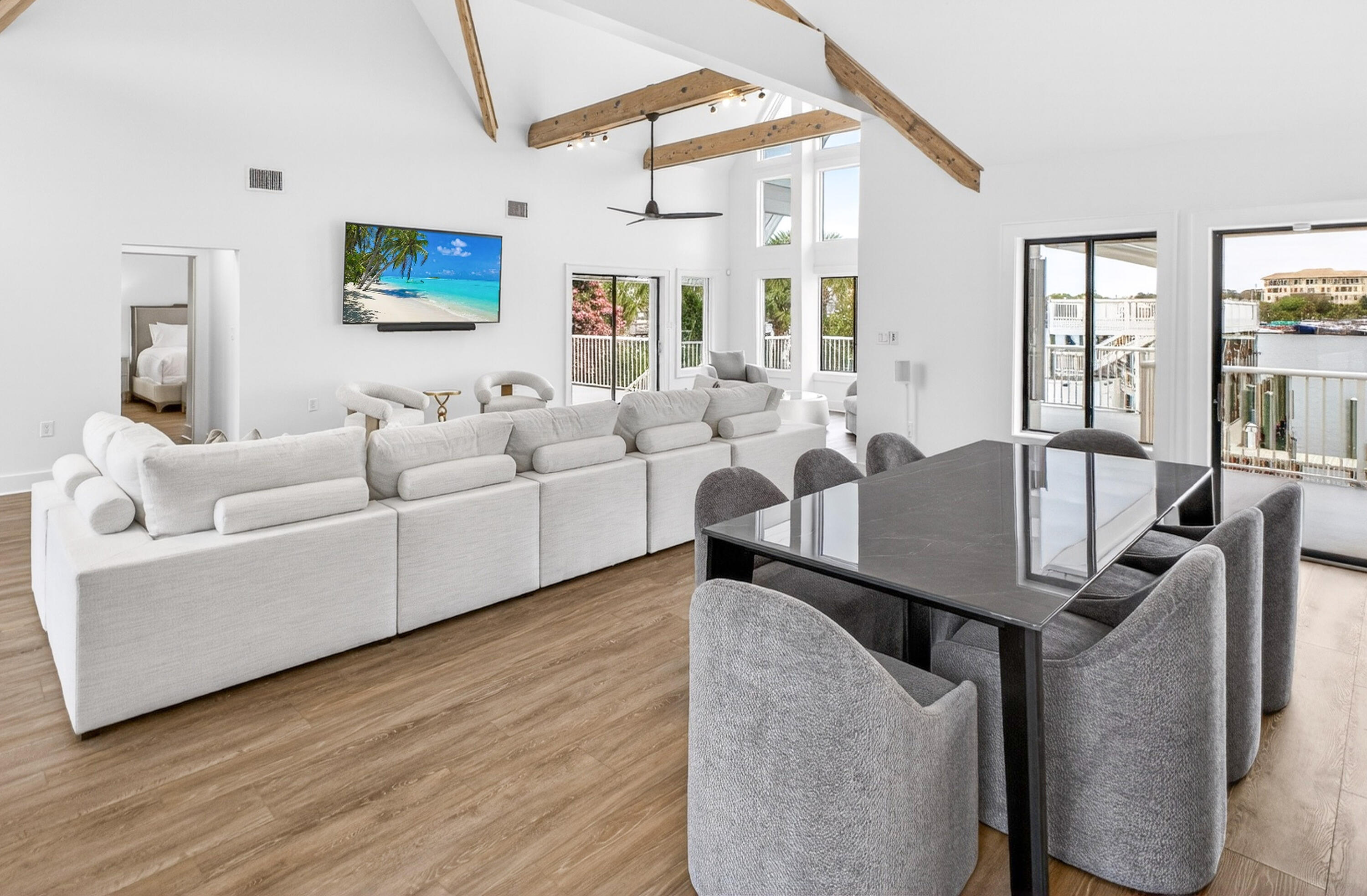 HOLIDAY ISLE - Residential