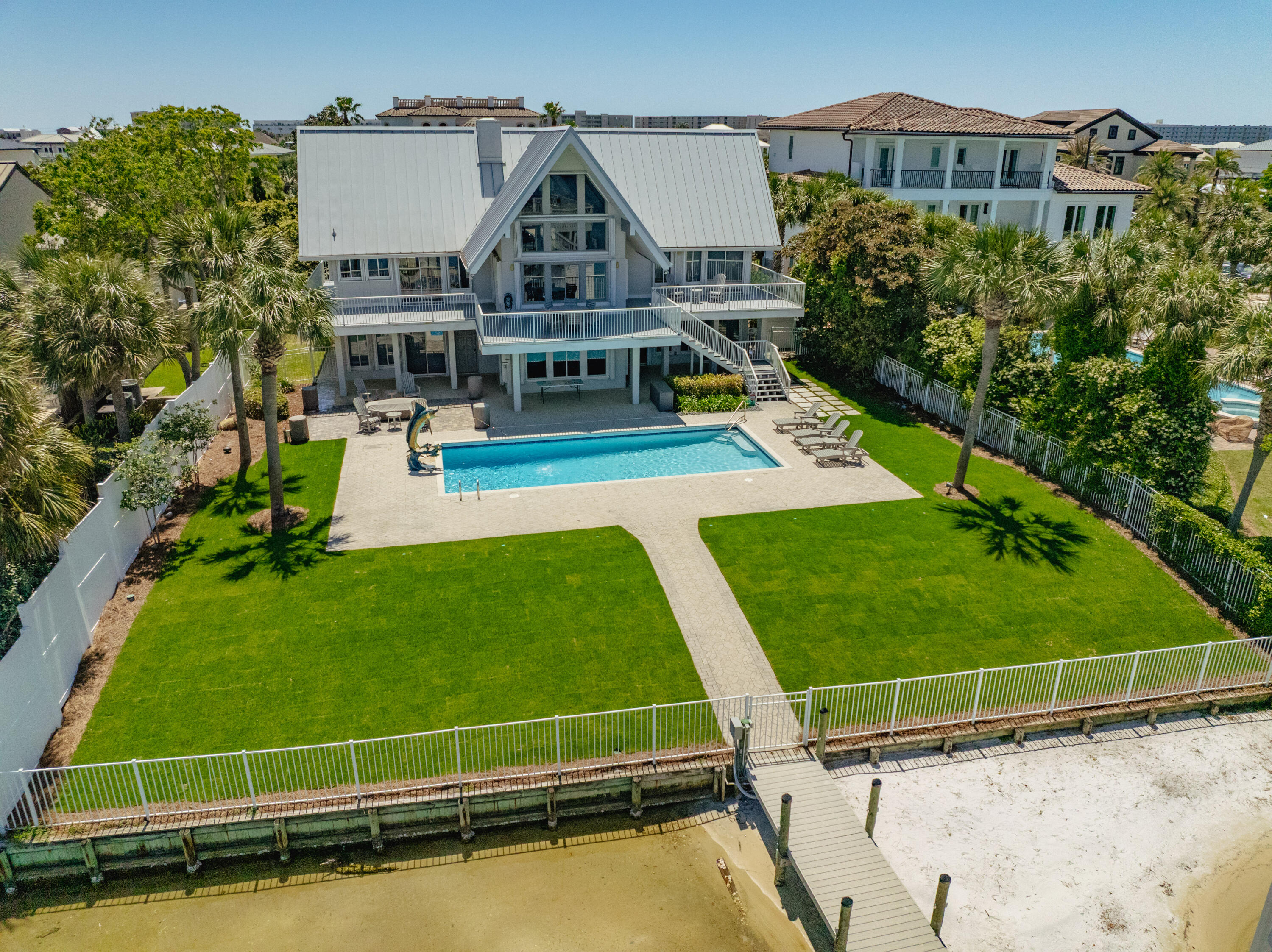 HOLIDAY ISLE - Residential