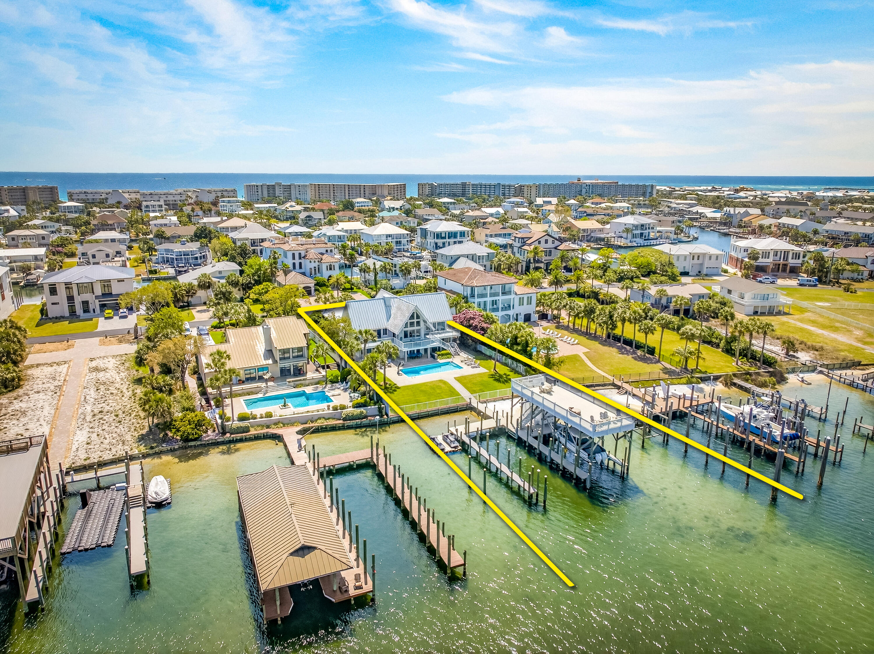 HOLIDAY ISLE - Residential