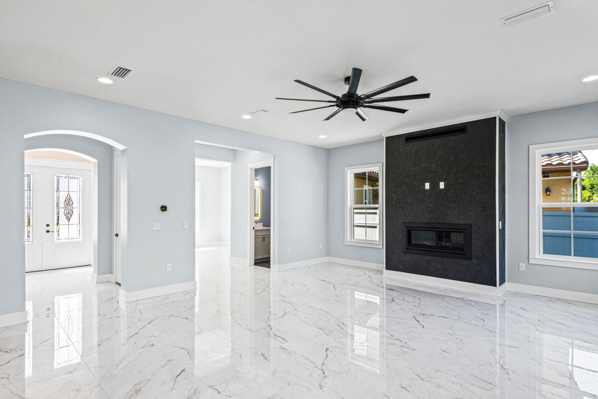 CALUSA BAY S/D - Residential