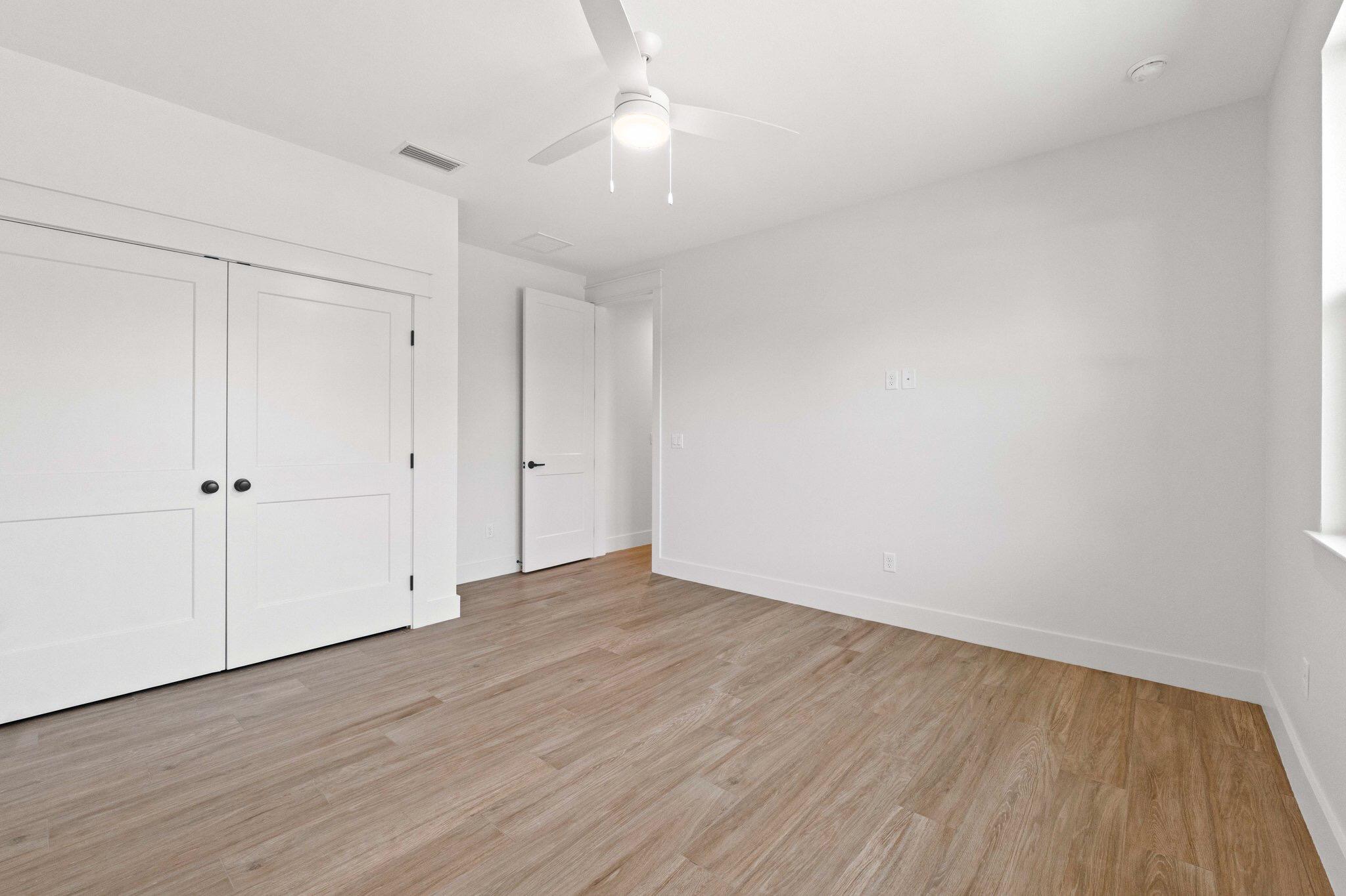 ELLIOTTS POINT 7TH ADDN - Residential