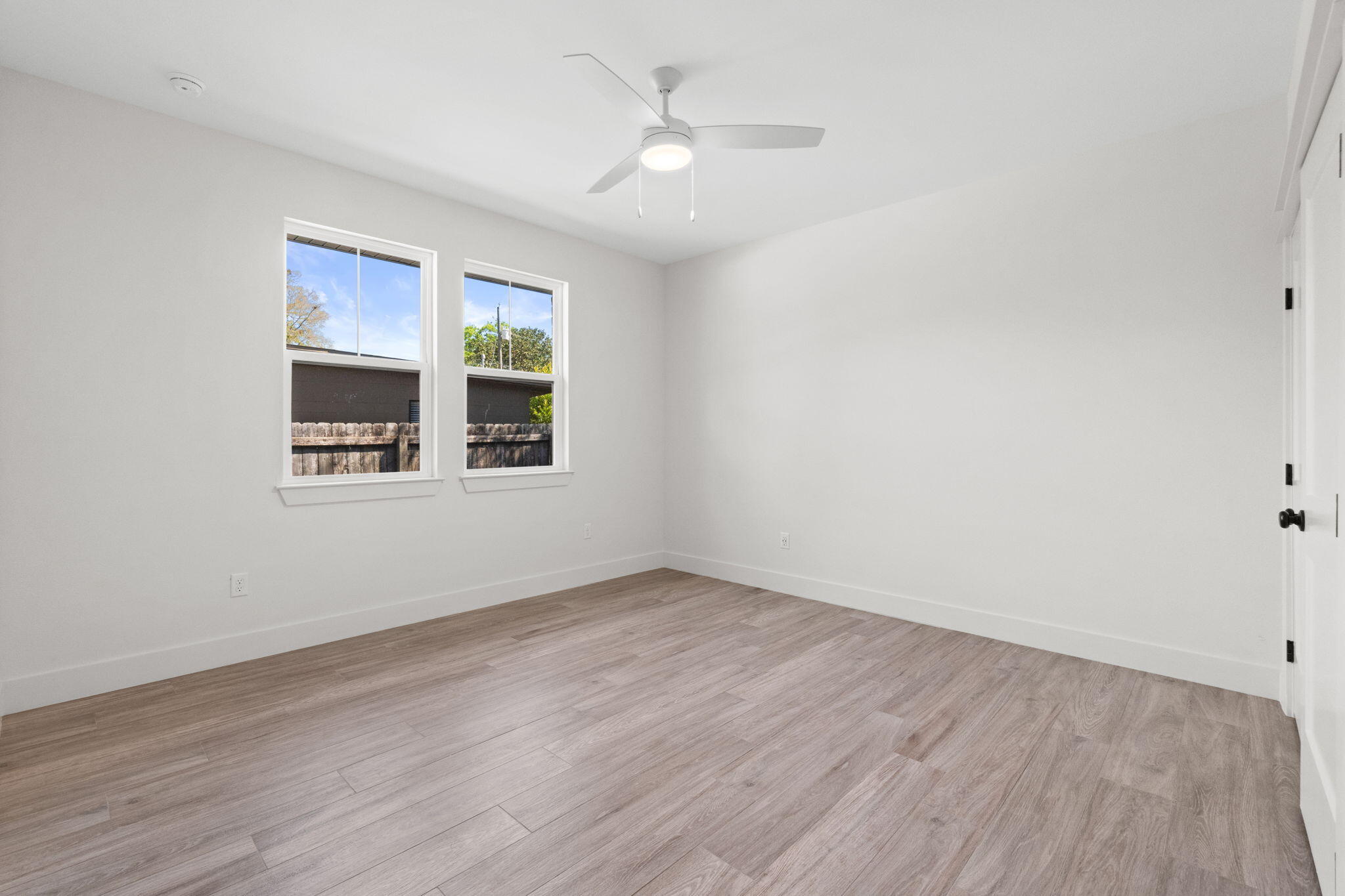 ELLIOTTS POINT 7TH ADDN - Residential