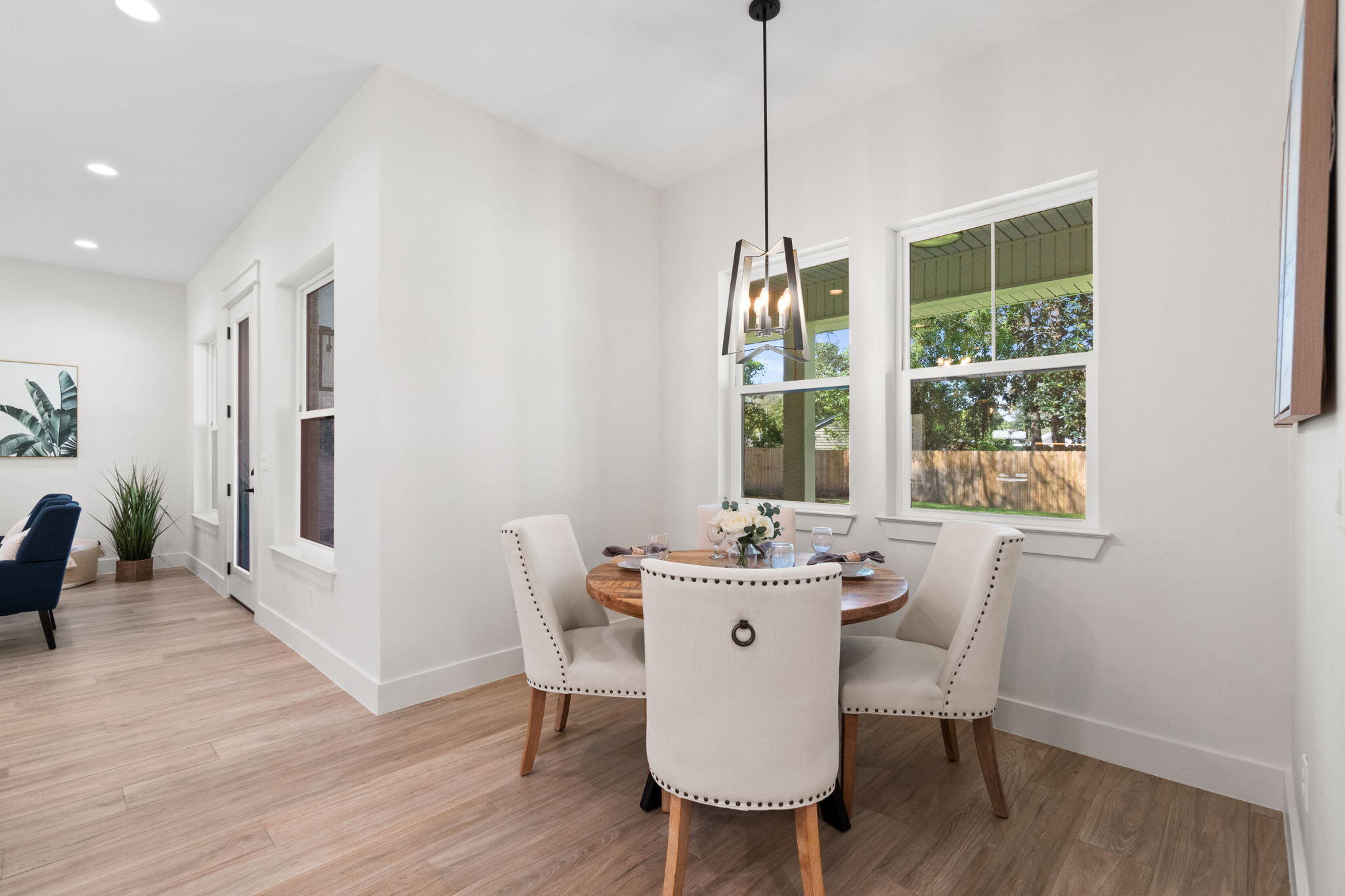 ELLIOTTS POINT 7TH ADDN - Residential