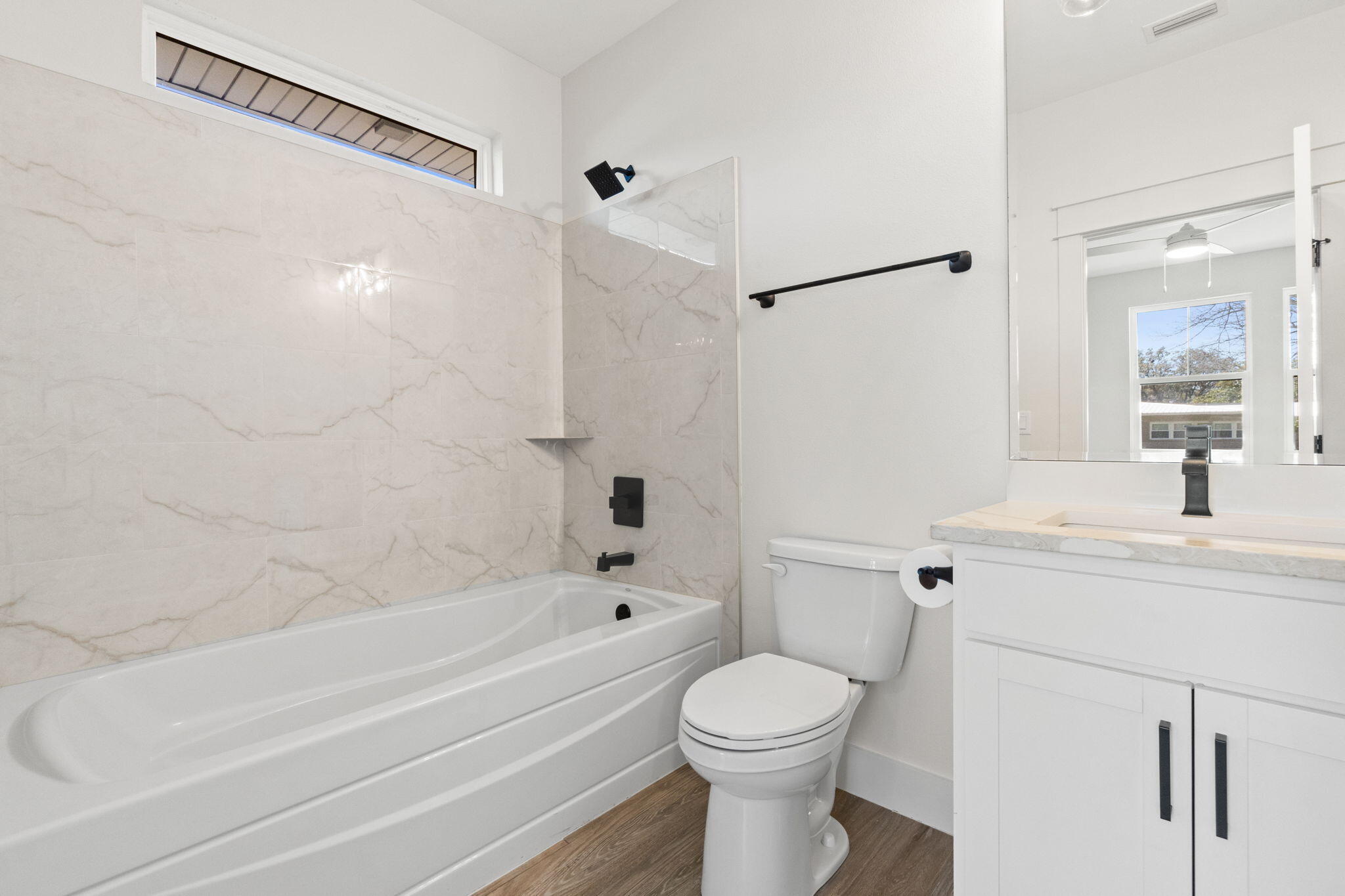 ELLIOTTS POINT 7TH ADDN - Residential