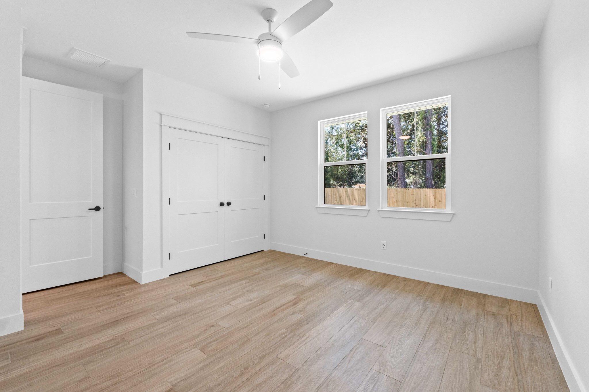 ELLIOTTS POINT 7TH ADDN - Residential