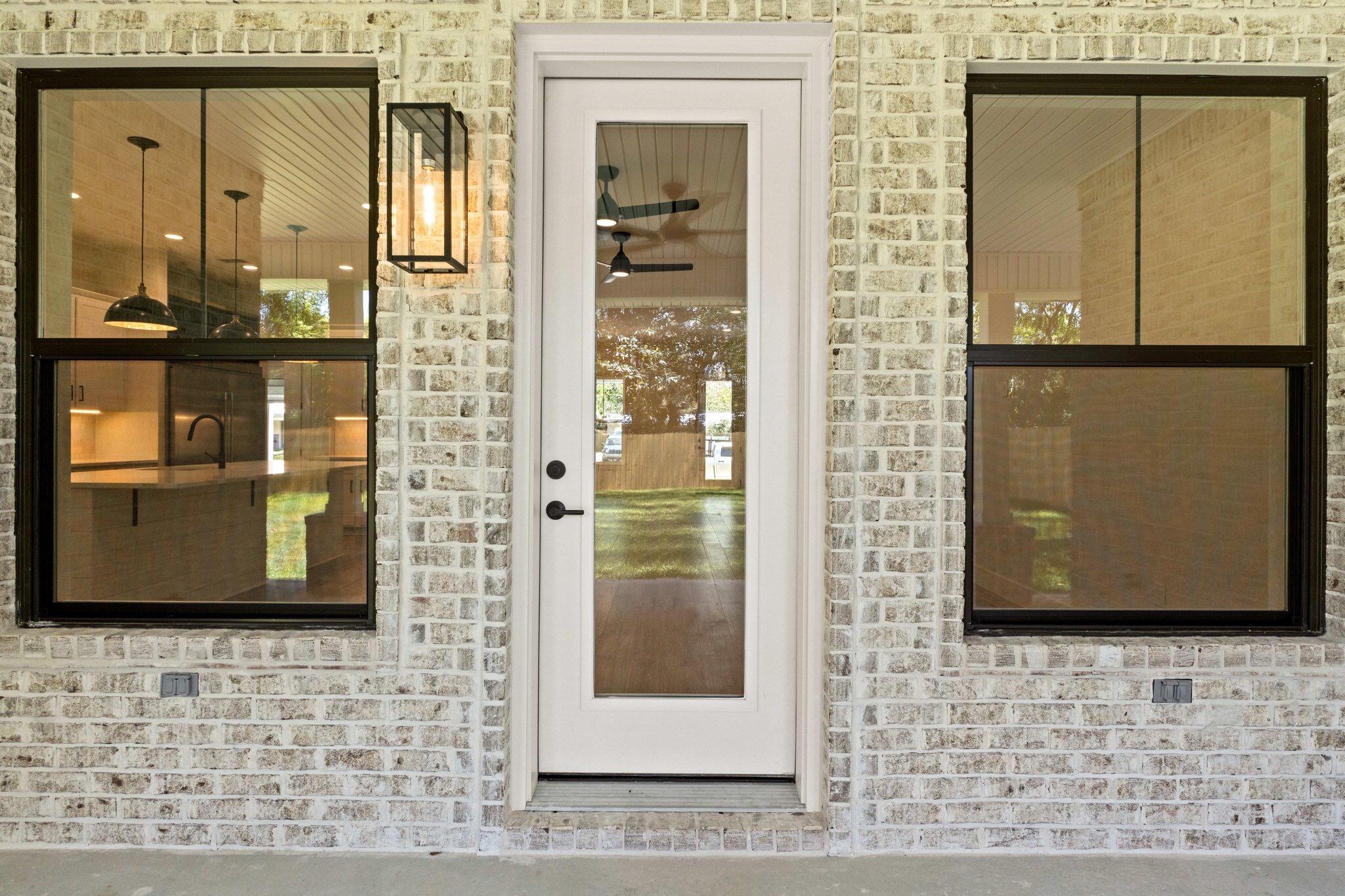 ELLIOTTS POINT 7TH ADDN - Residential