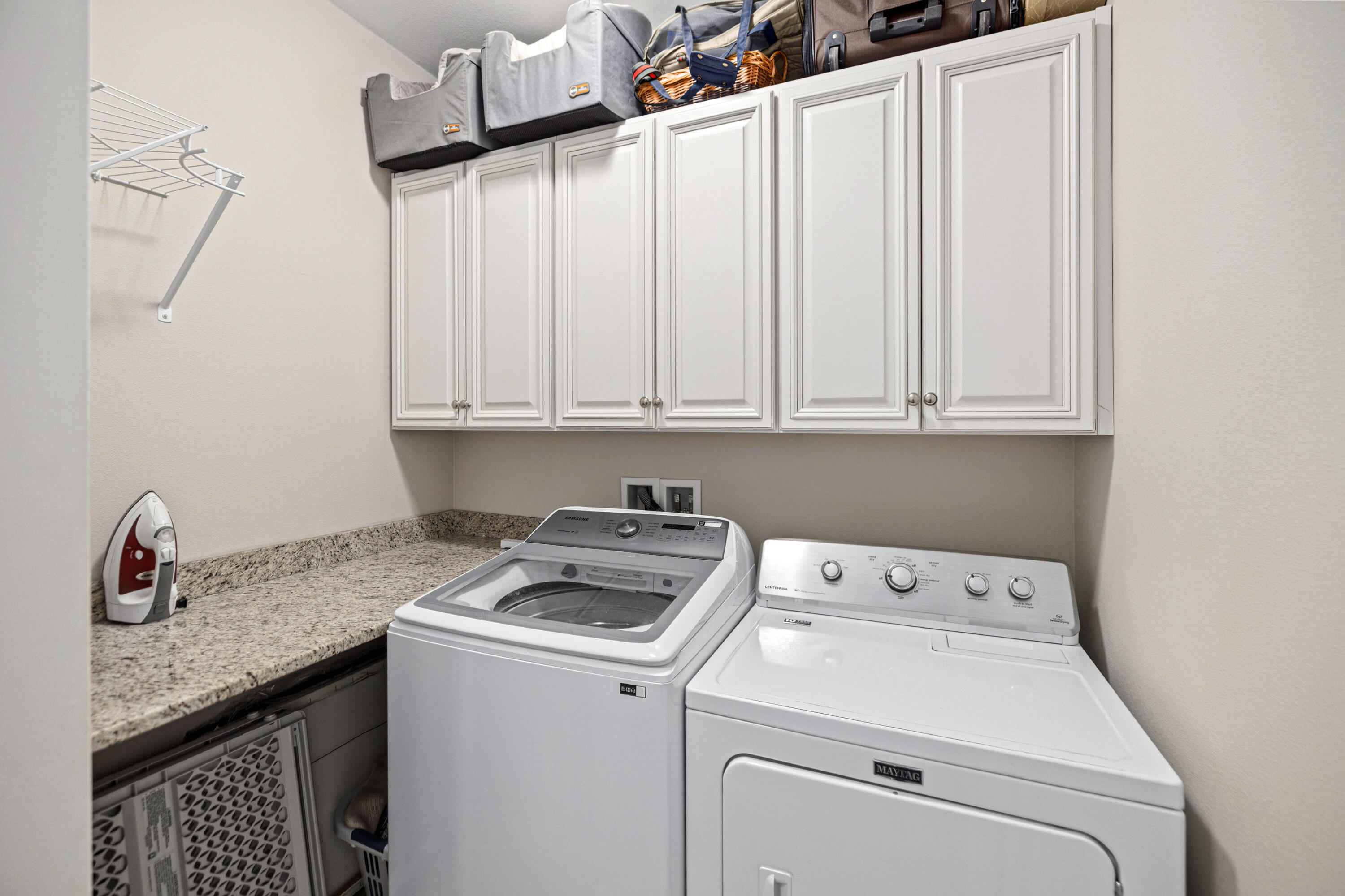 VILLA LAGO - Residential