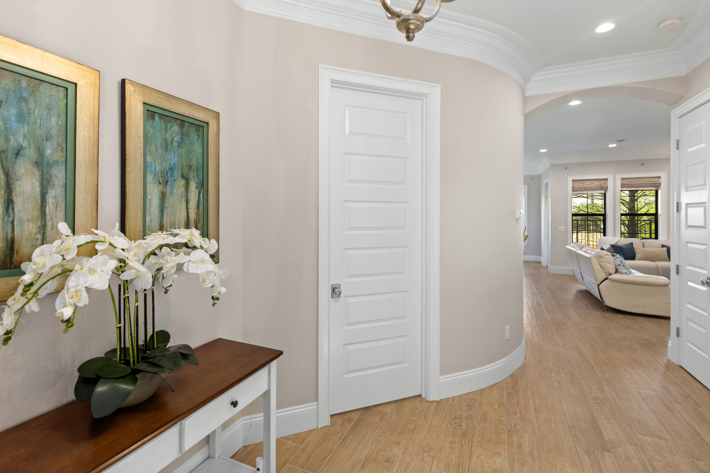 VILLA LAGO - Residential