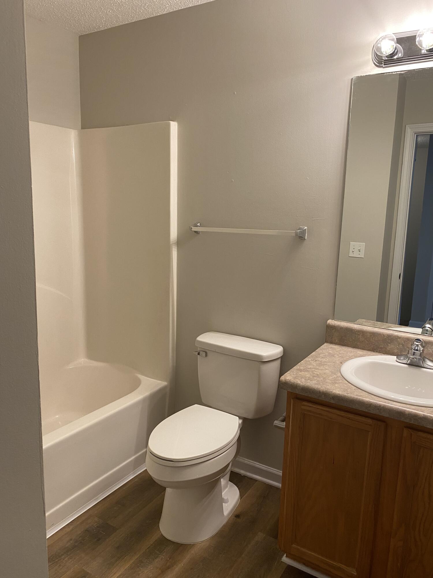 ROLLING PINES - Residential