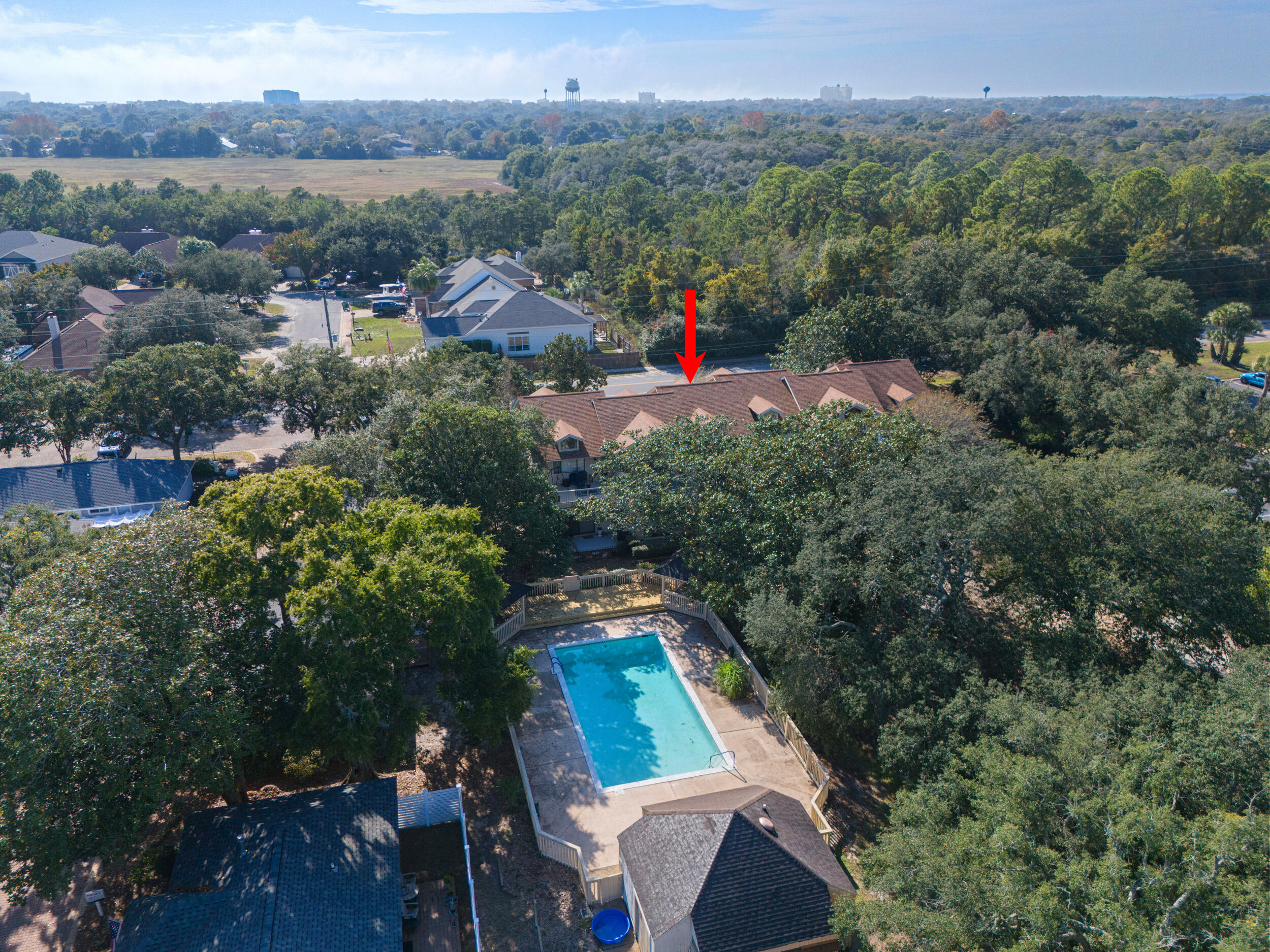 MAGNOLIA BAY CLUB T/H PH I UNIT 104 - Residential