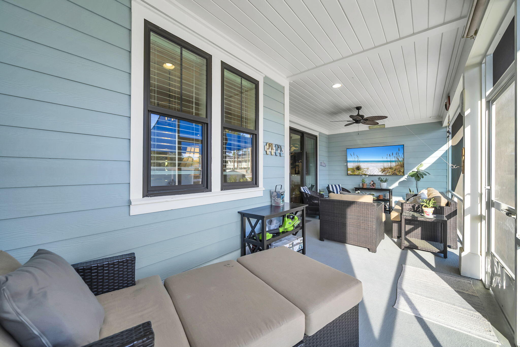 CREEKWATER BAY ESTATES UNREC - Residential