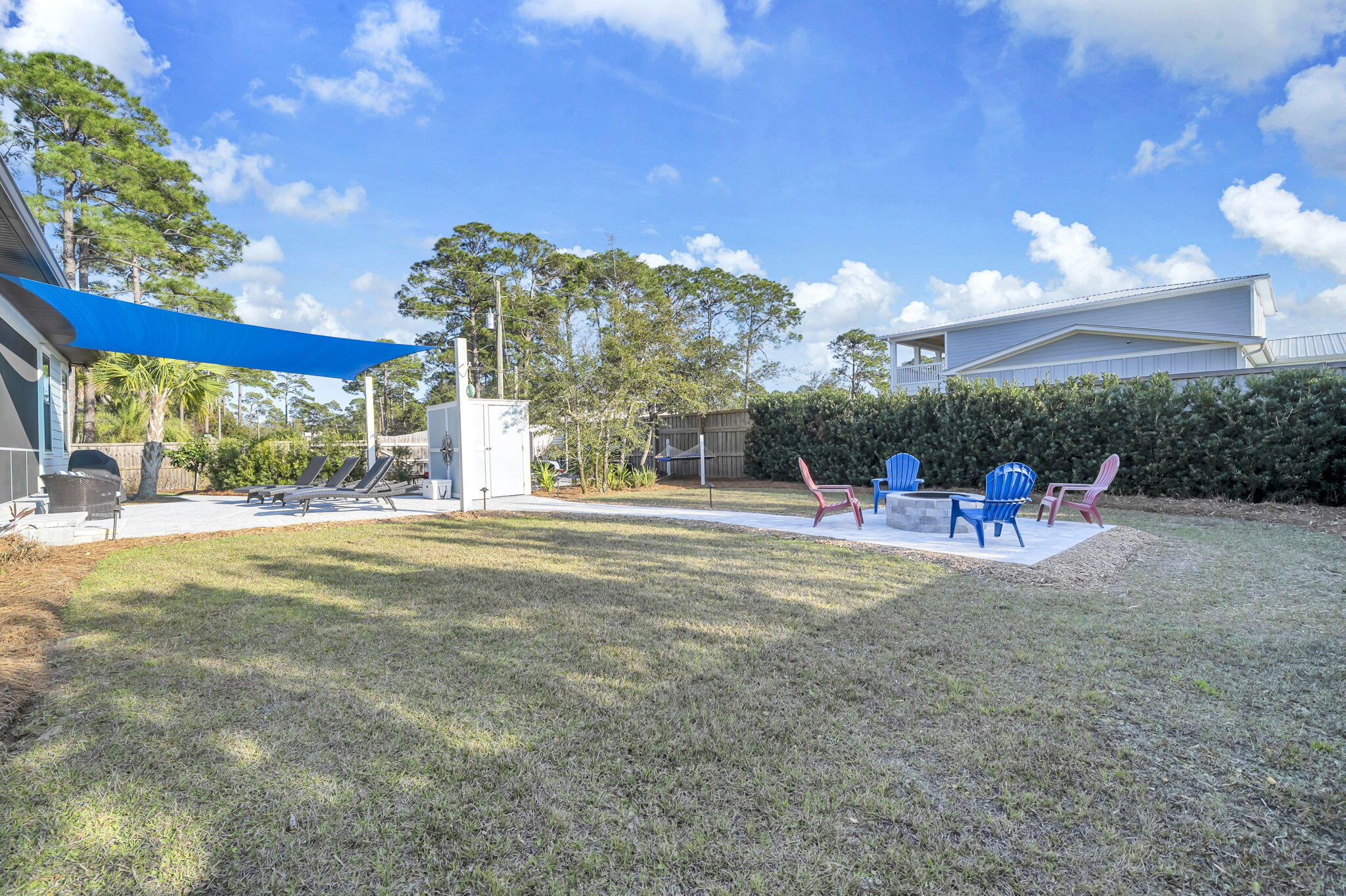 CREEKWATER BAY ESTATES UNREC - Residential