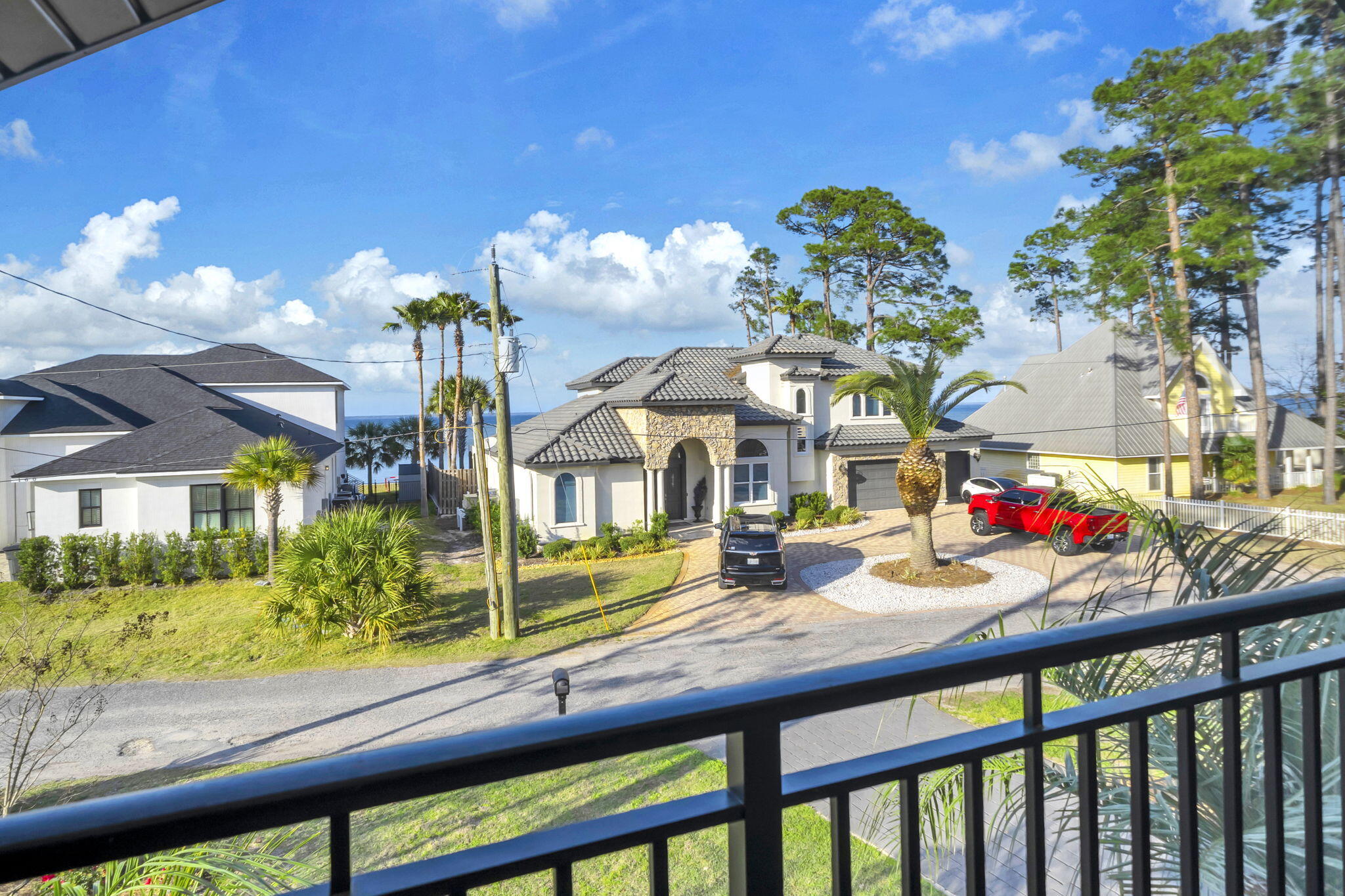 CREEKWATER BAY ESTATES UNREC - Residential