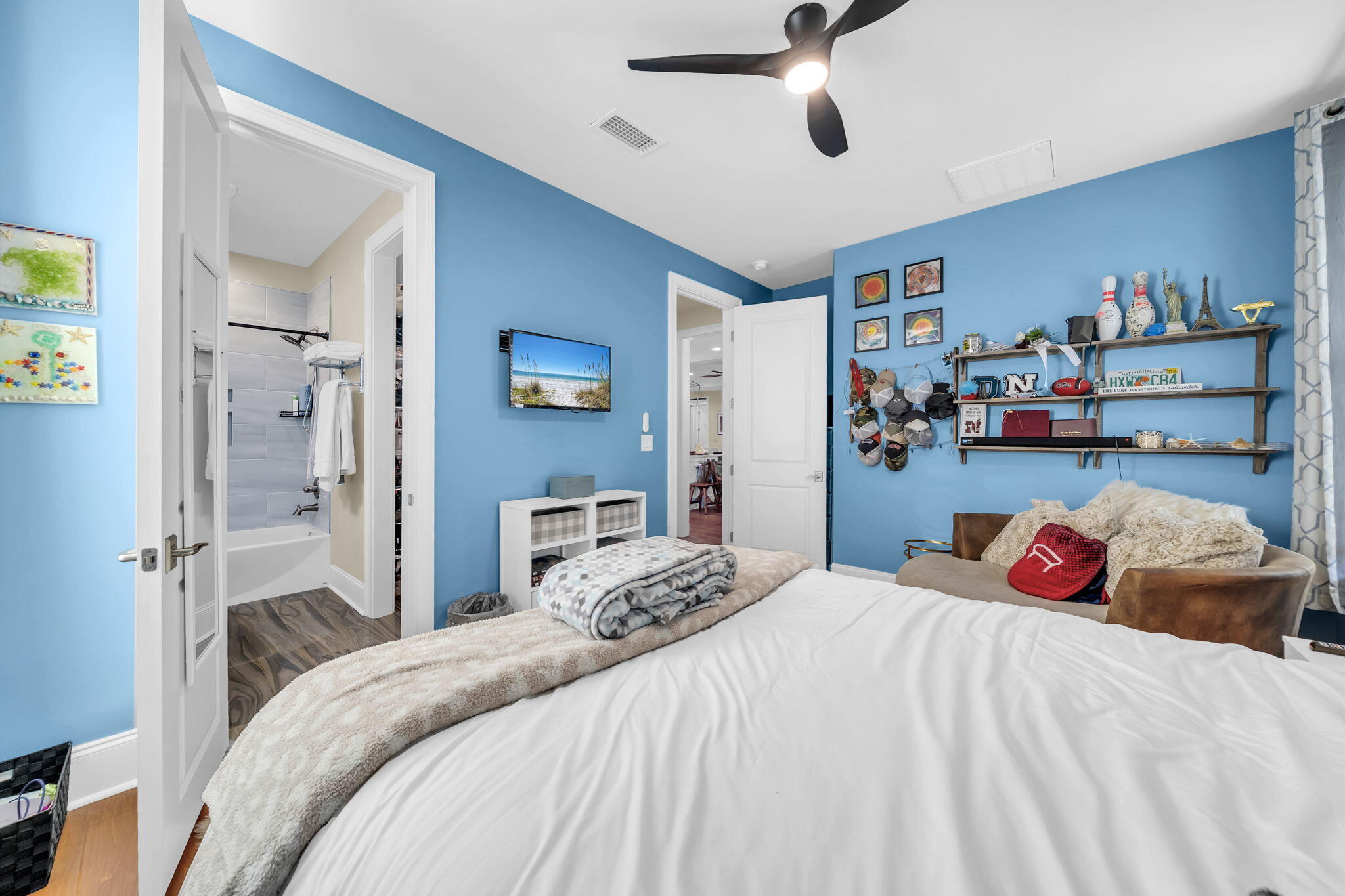 CREEKWATER BAY ESTATES UNREC - Residential