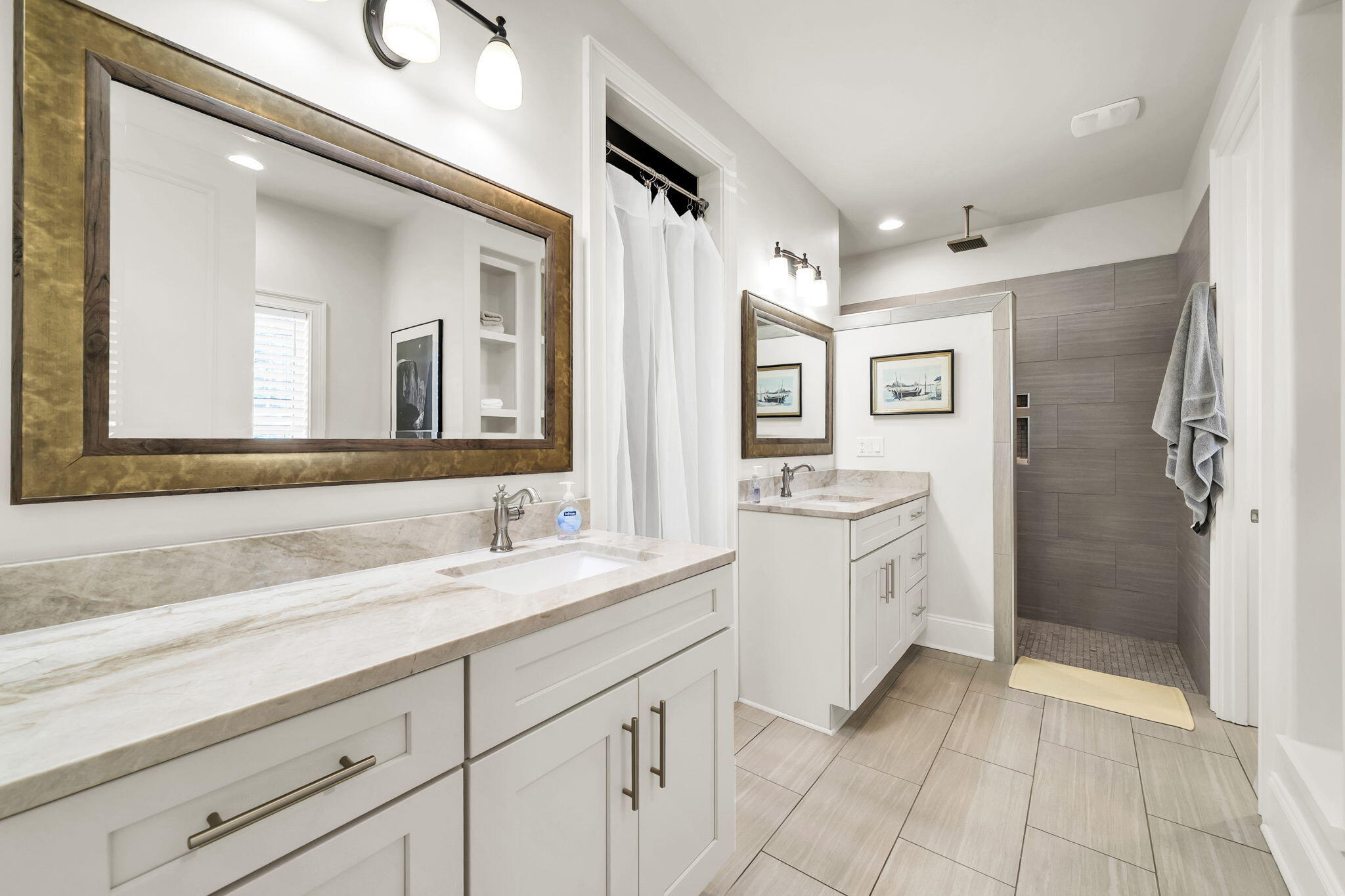 CREEKWATER BAY ESTATES UNREC - Residential