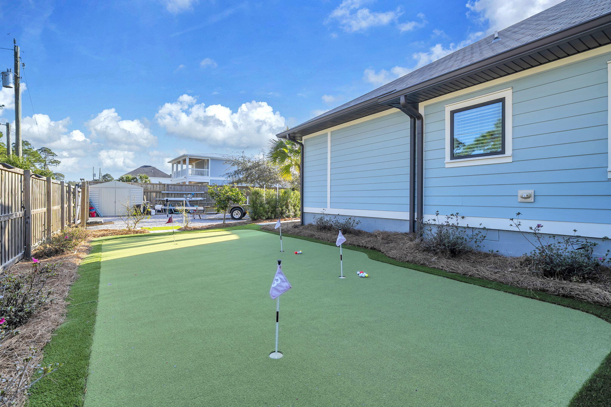 CREEKWATER BAY ESTATES UNREC - Residential