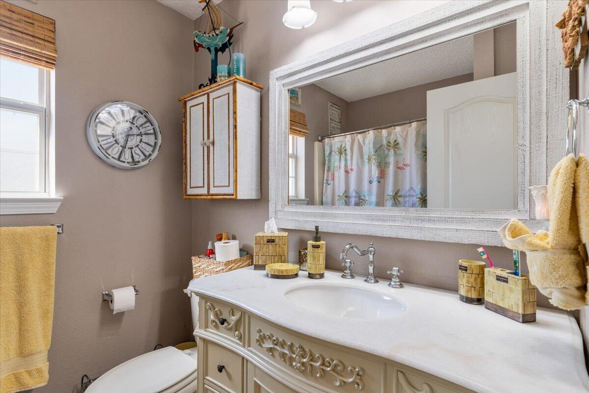 SHADOW LAKES - Residential