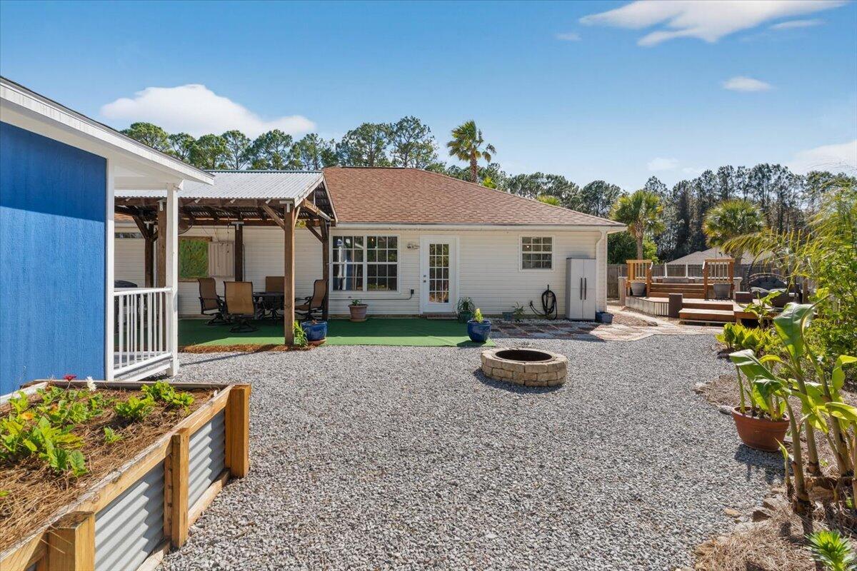 SHADOW LAKES - Residential